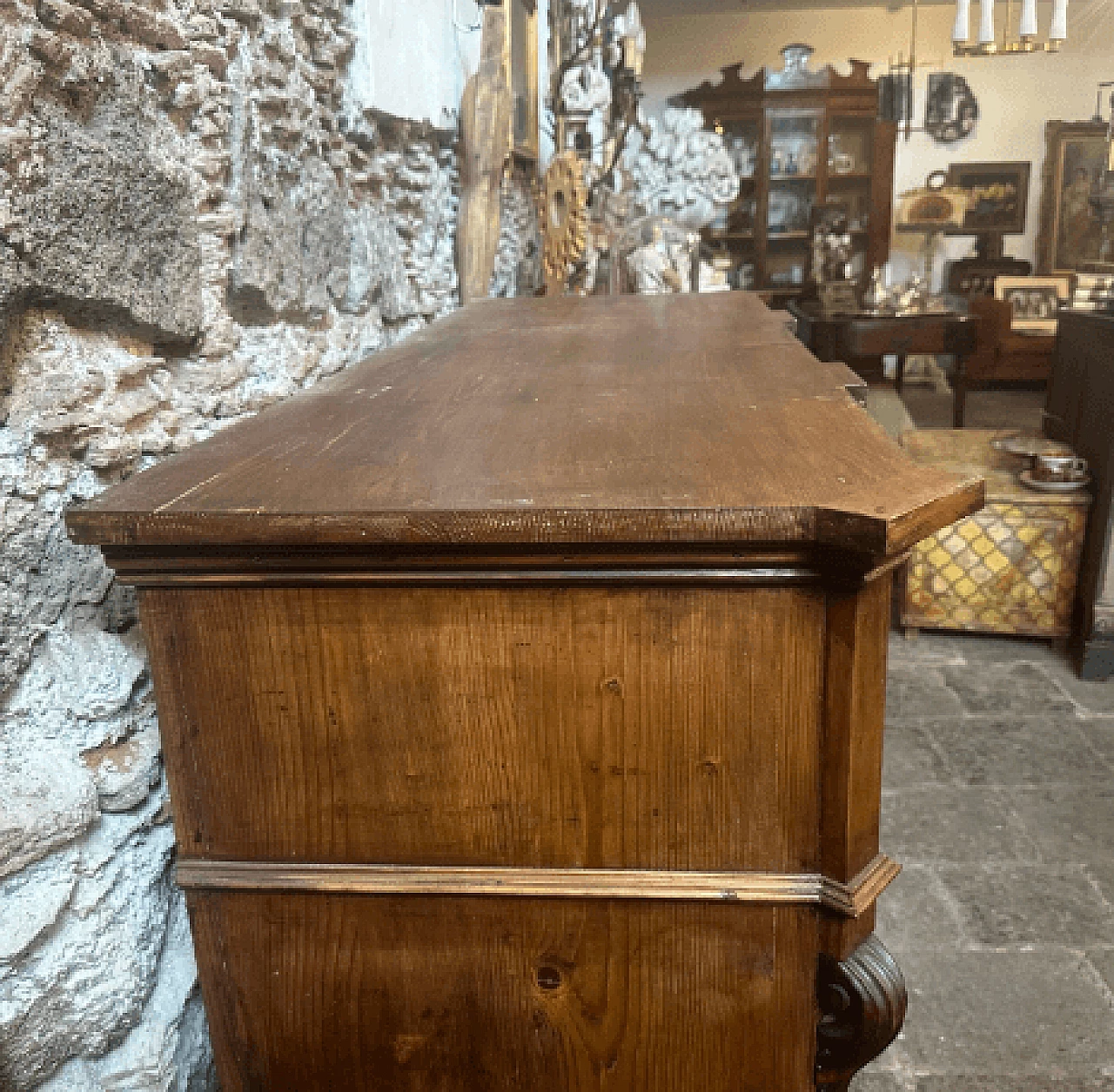 Sicilian Louis Philippe carved spruce sideboard, late 19th century 10