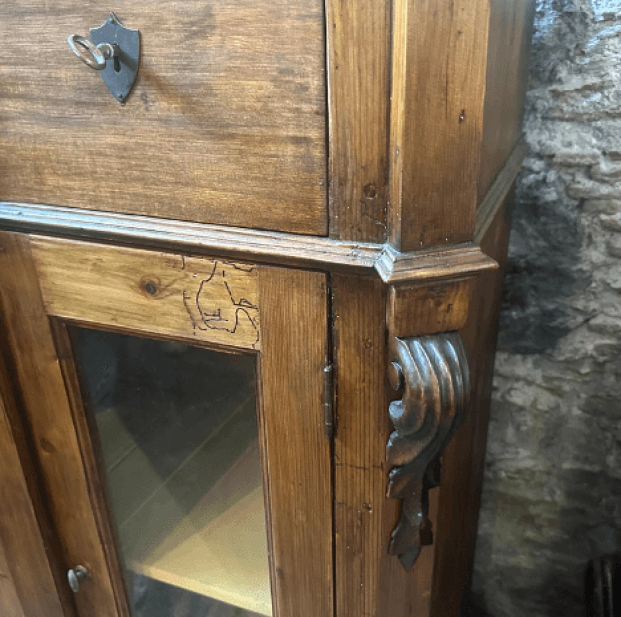 Sicilian Louis Philippe carved spruce sideboard, late 19th century 14