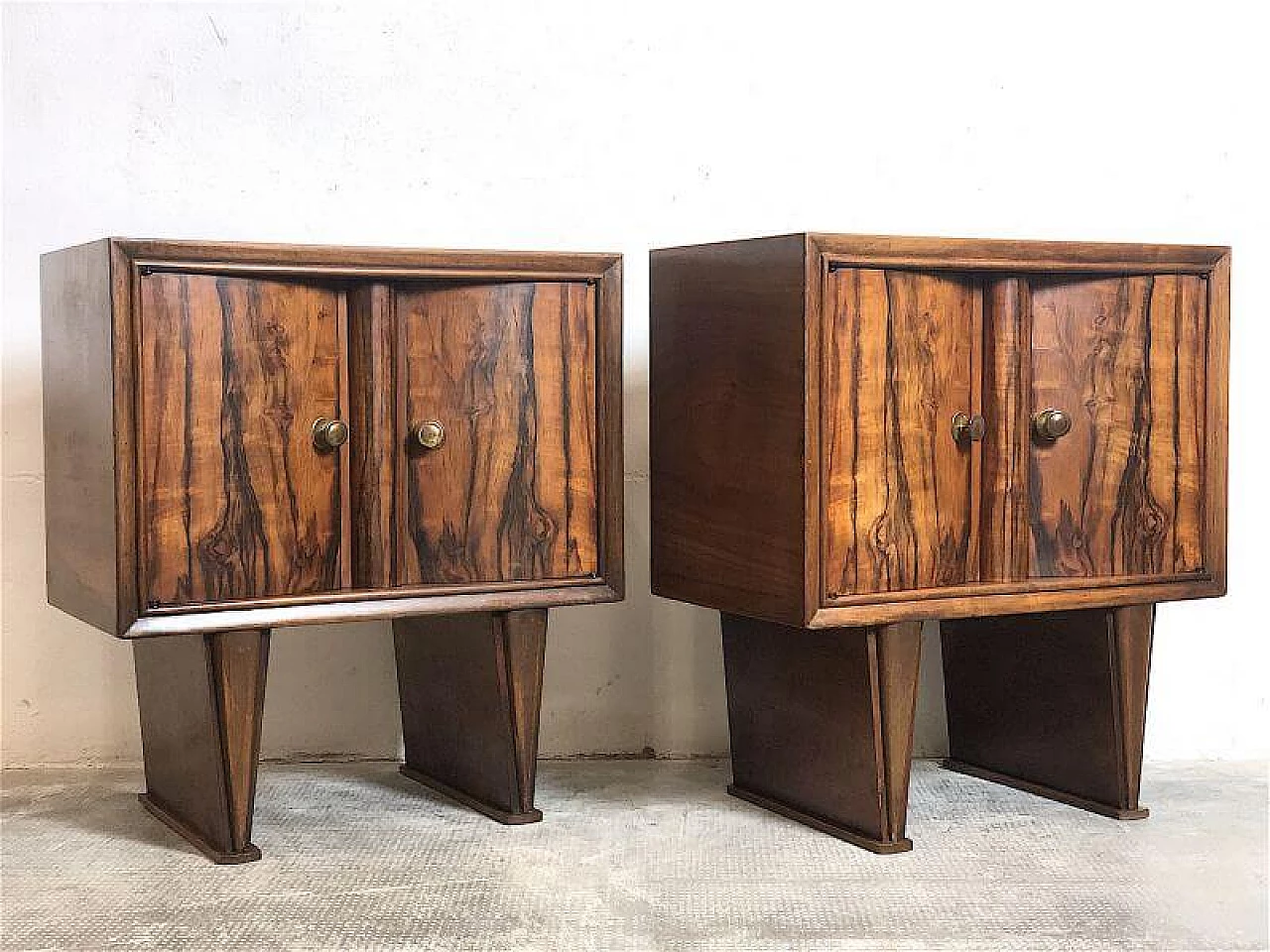 Pair of Art Deco beech and briar-root bedside tables, 1940s 4