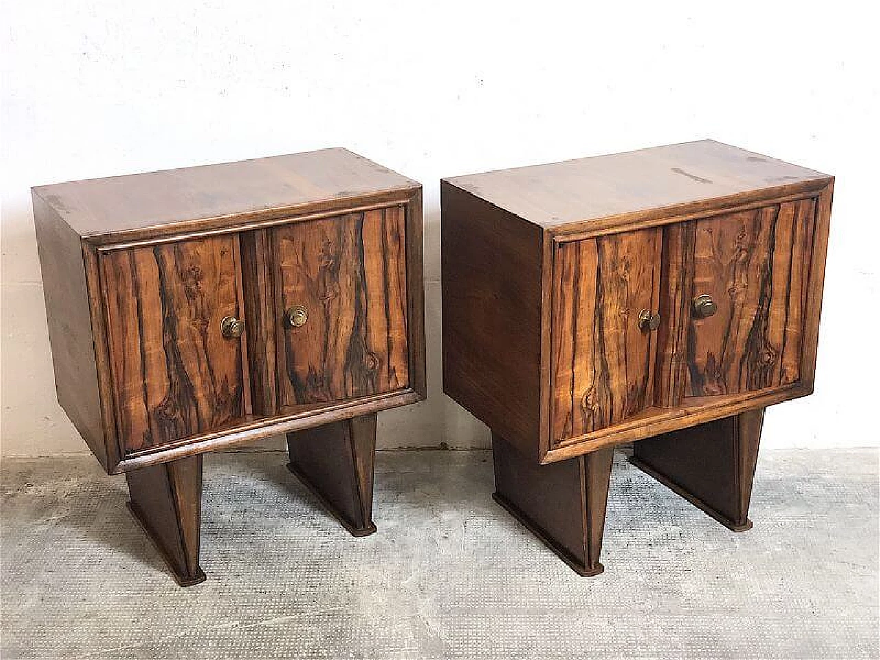 Pair of Art Deco beech and briar-root bedside tables, 1940s 7