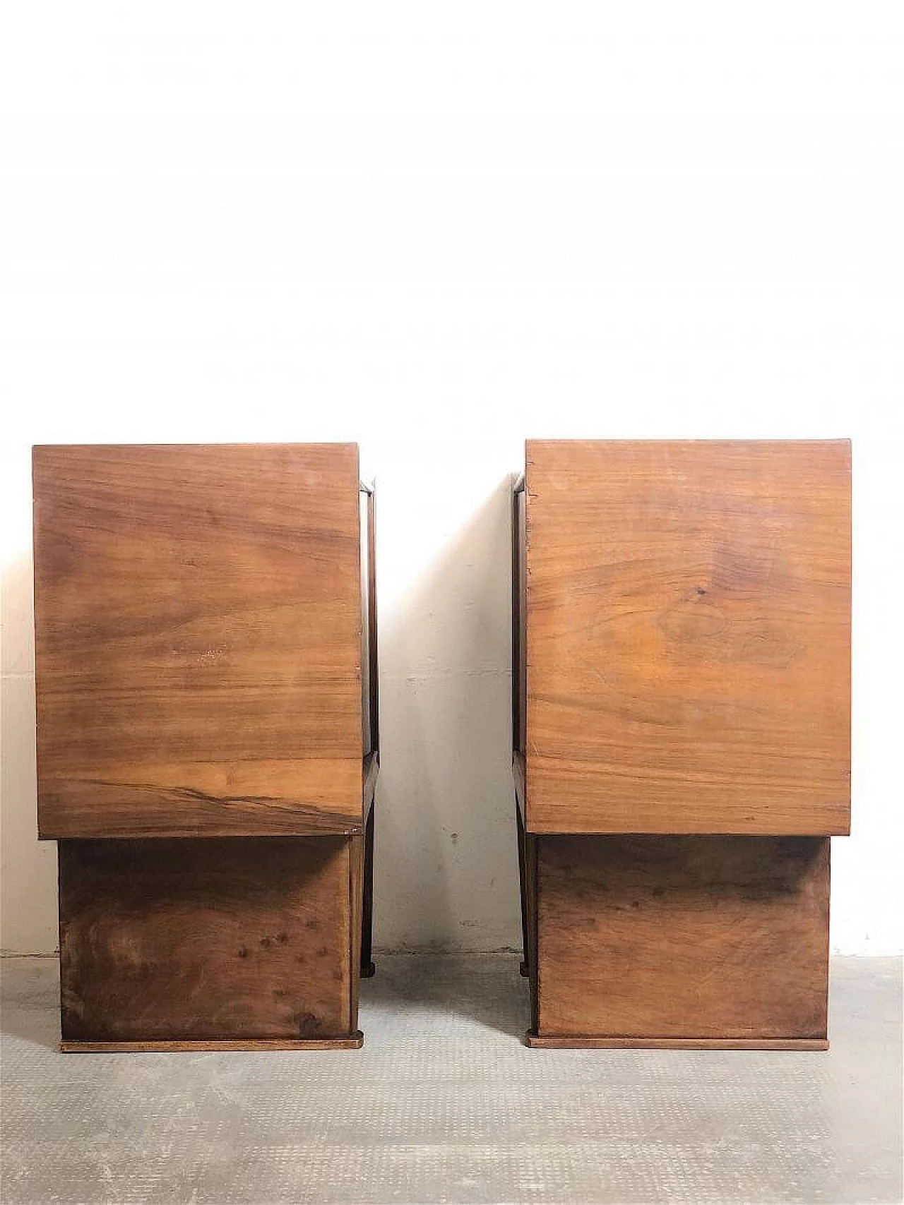 Pair of Art Deco beech and briar-root bedside tables, 1940s 11