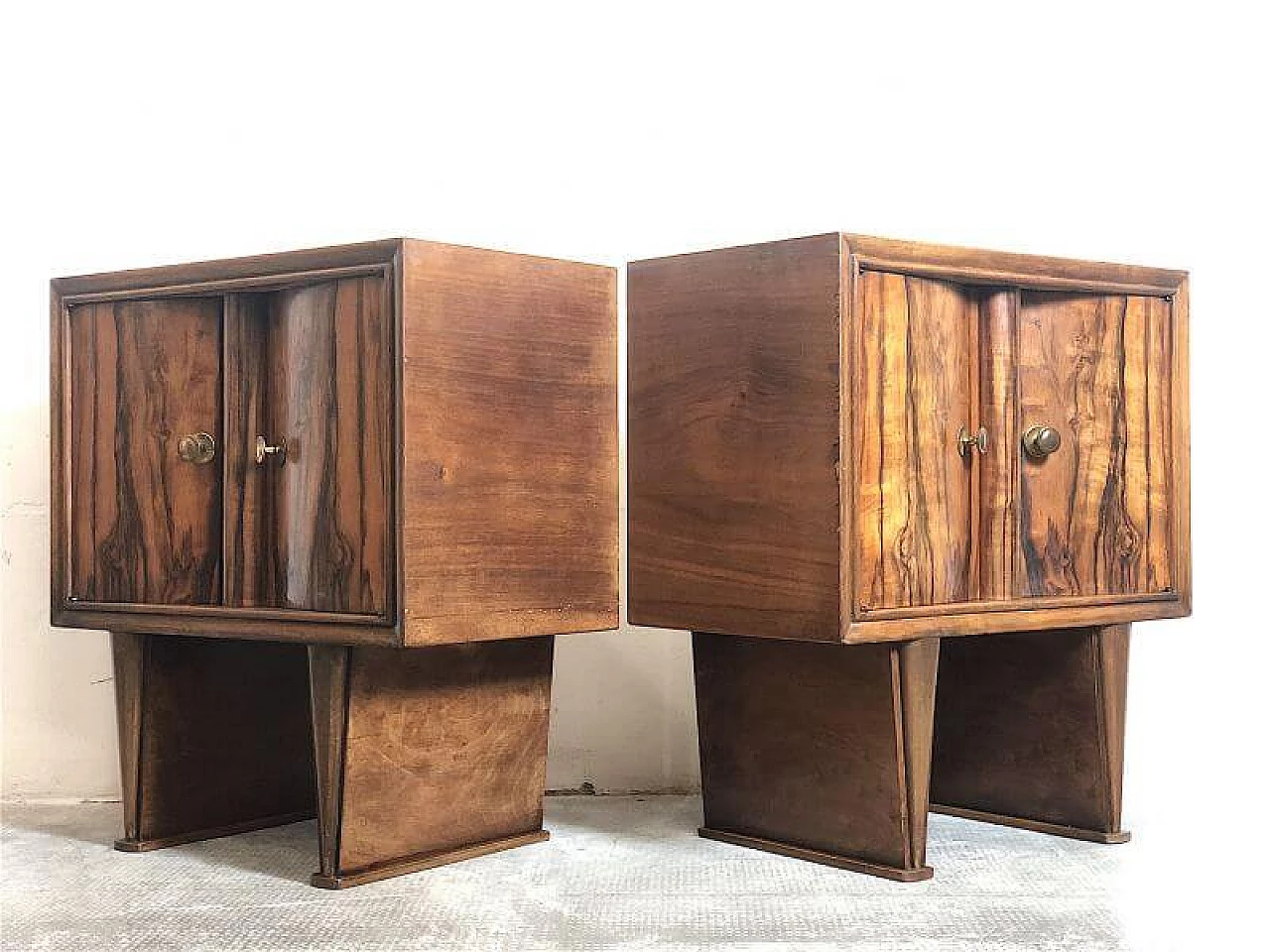 Pair of Art Deco beech and briar-root bedside tables, 1940s 13