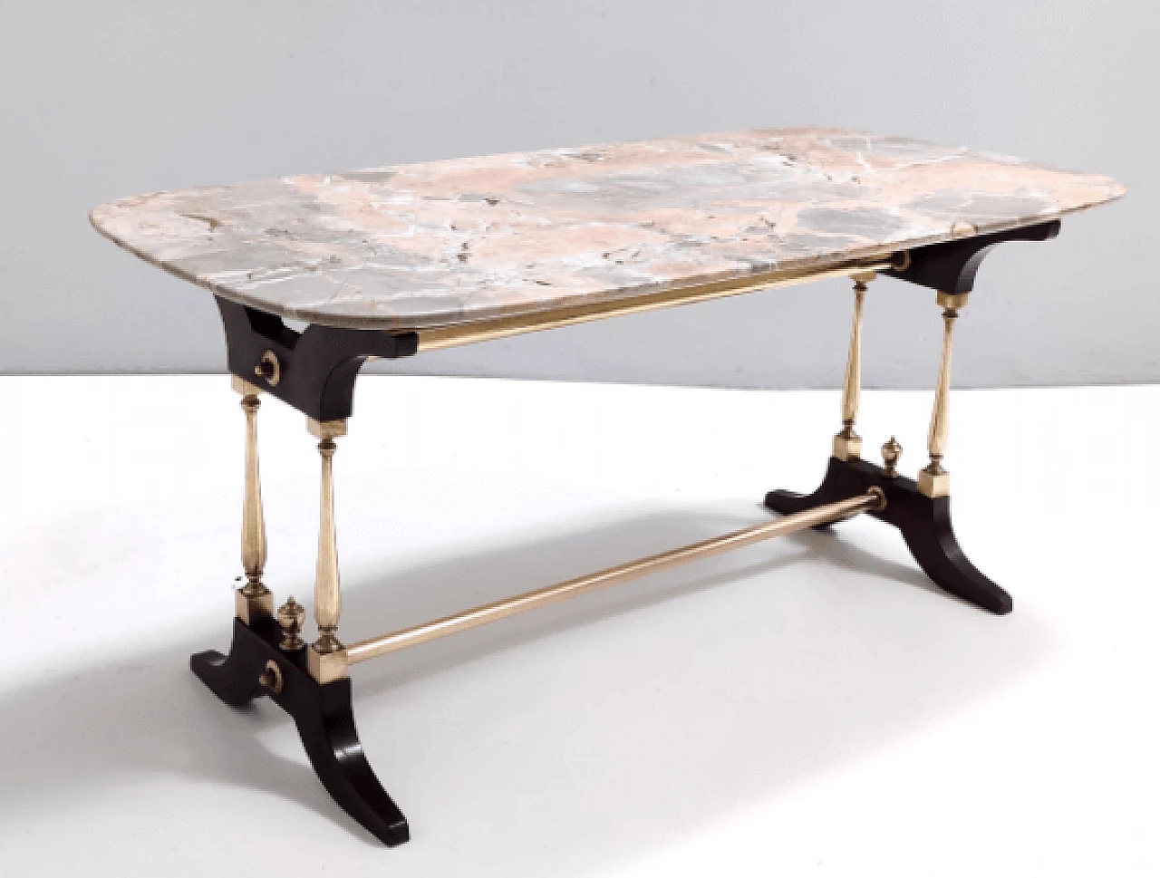 Tavolino in faggio, metallo, ottone e marmo Breccia Pernice, anni '60 3