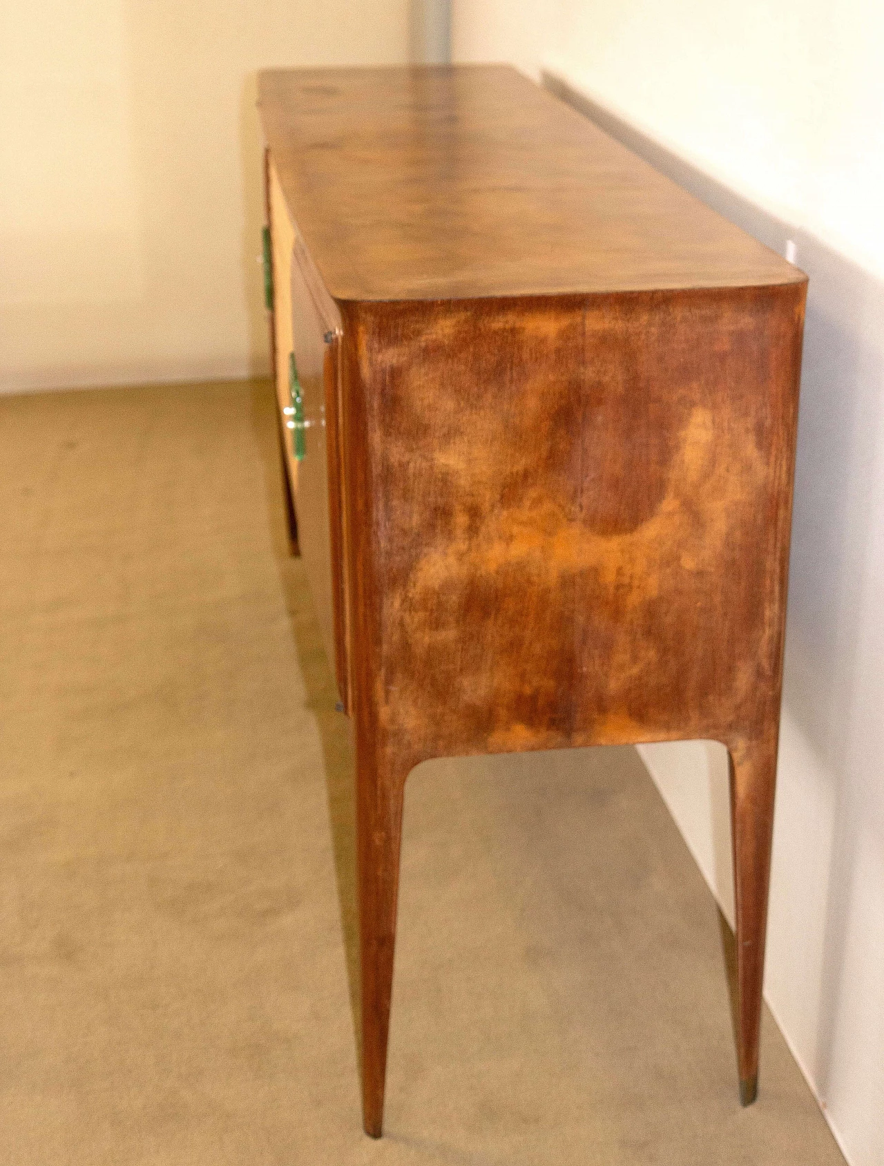 Mahogany sideboard with central maple flap attributed to Gianni Moscatelli, 1950s 4