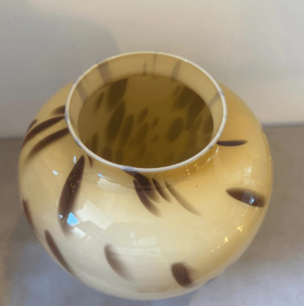 Tortoiseshell-effect Murano glass vase, 1970s 8