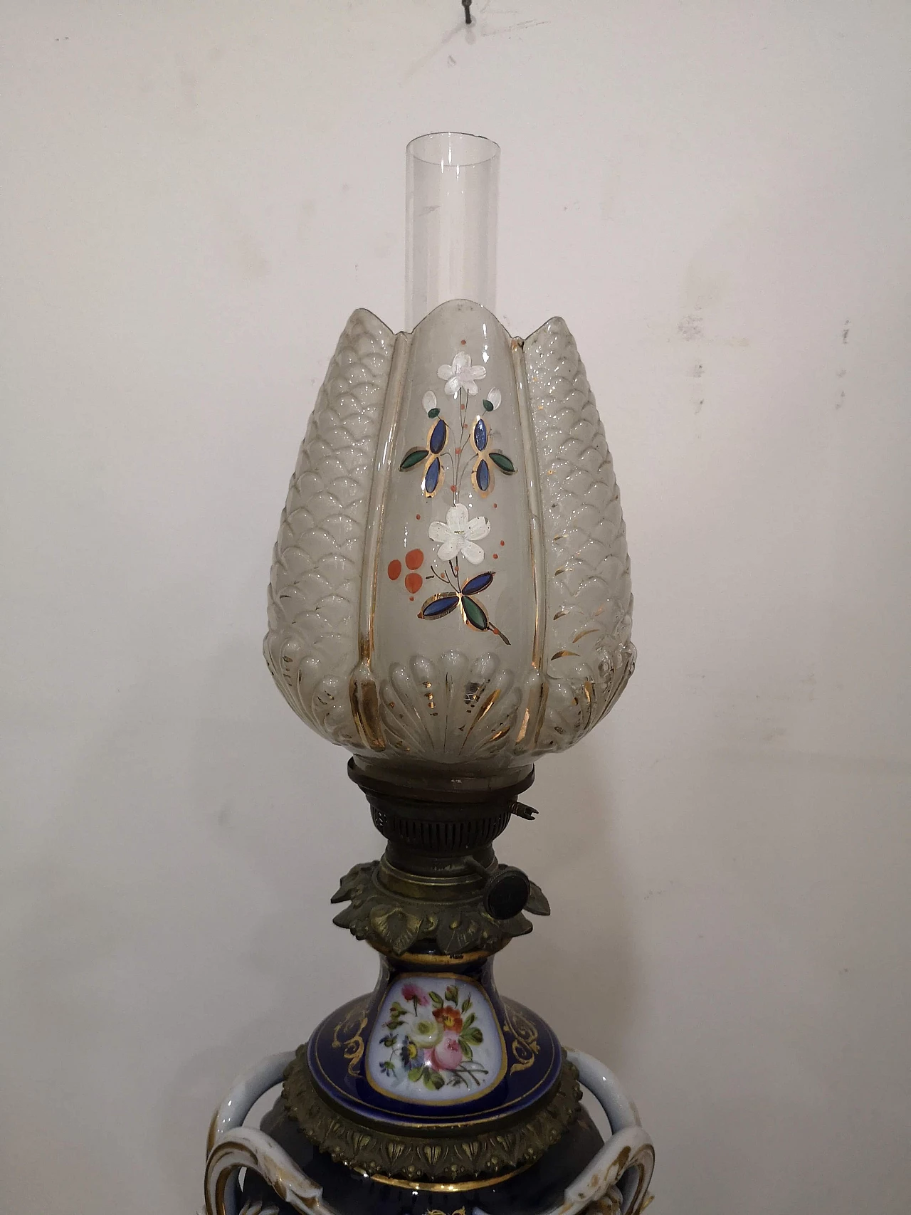 Lampada a petrolio in porcellana di Sèvres, metà '800 3
