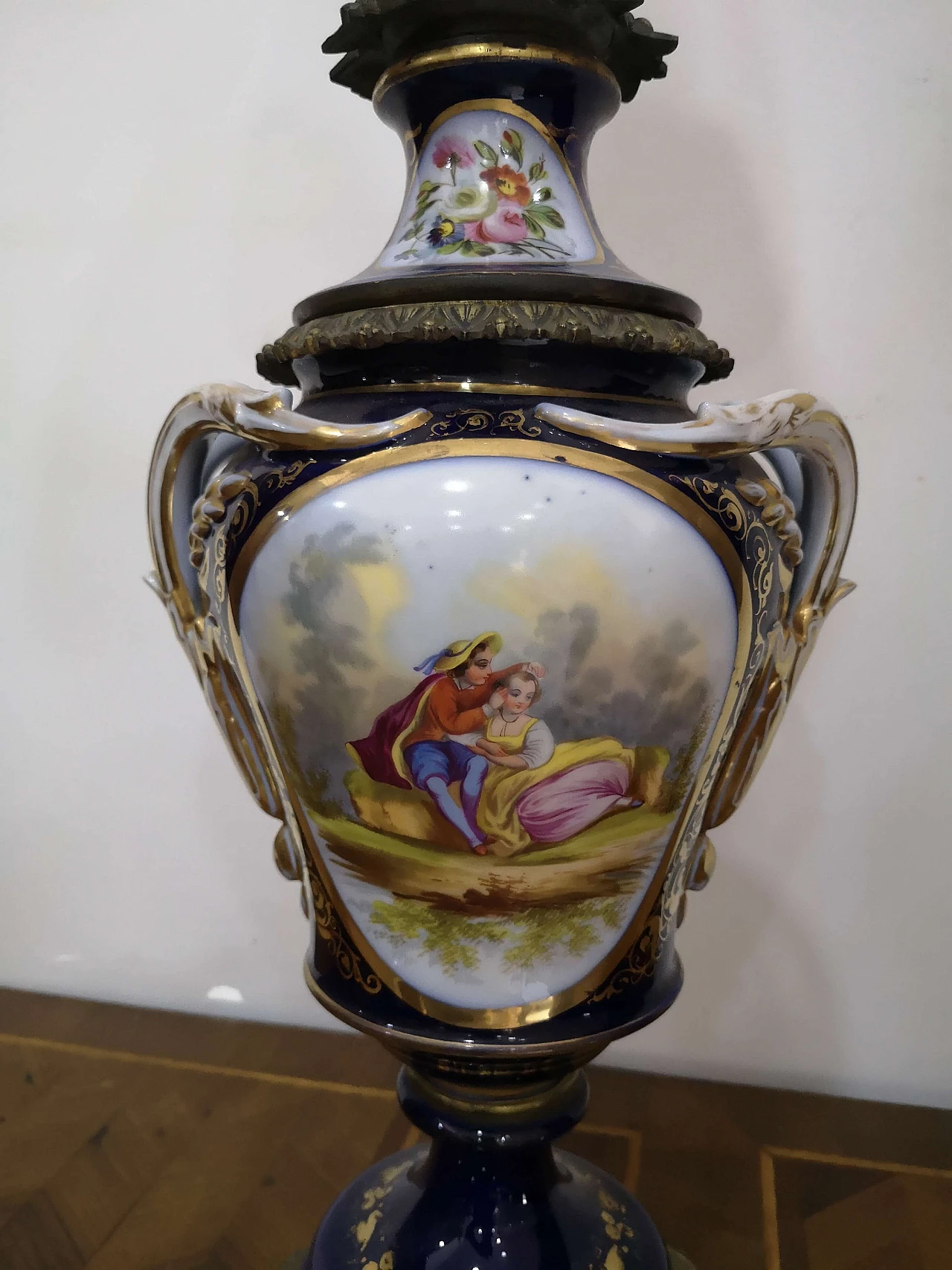 Lampada a petrolio in porcellana di Sèvres, metà '800 7