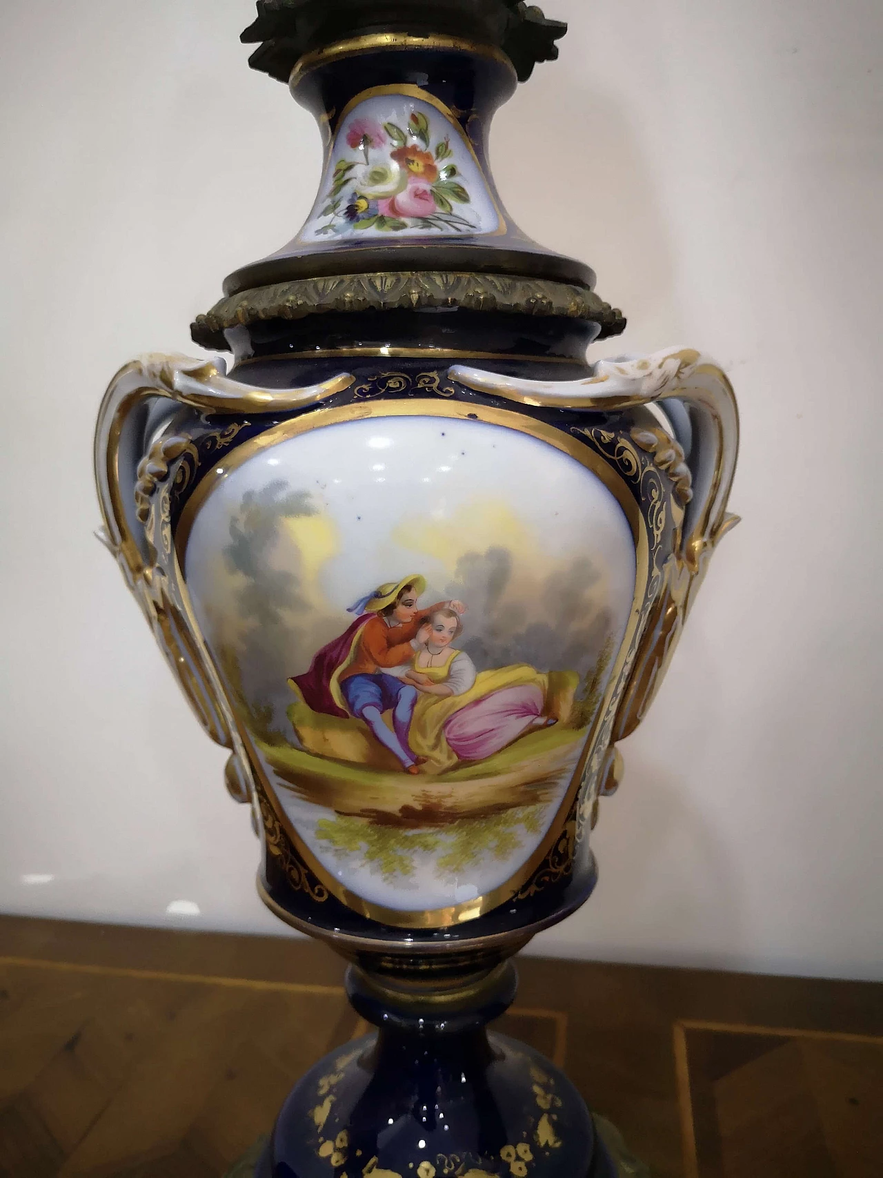Lampada a petrolio in porcellana di Sèvres, metà '800 8