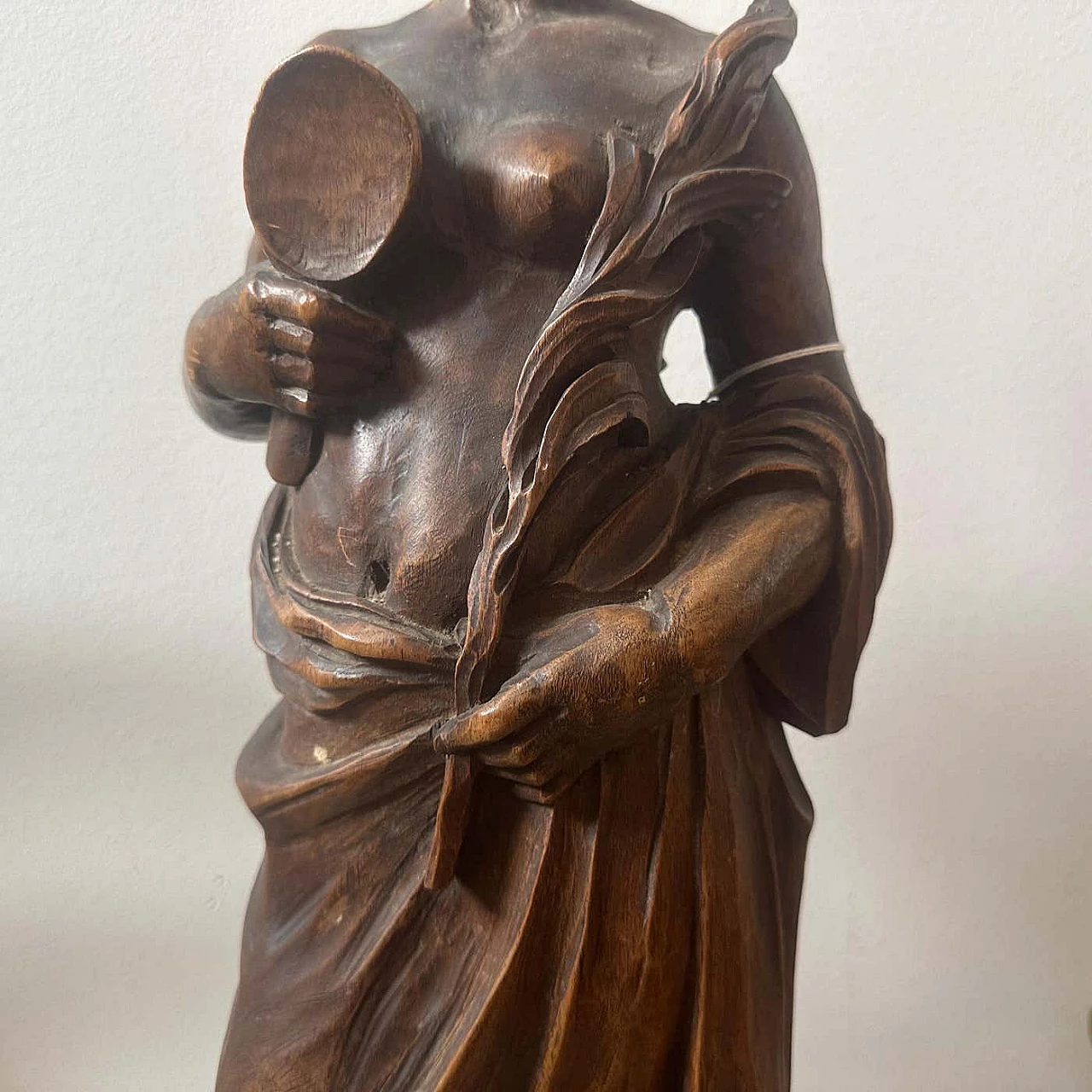 Neoclassical-style carved walnut sculpture, 1850s 7