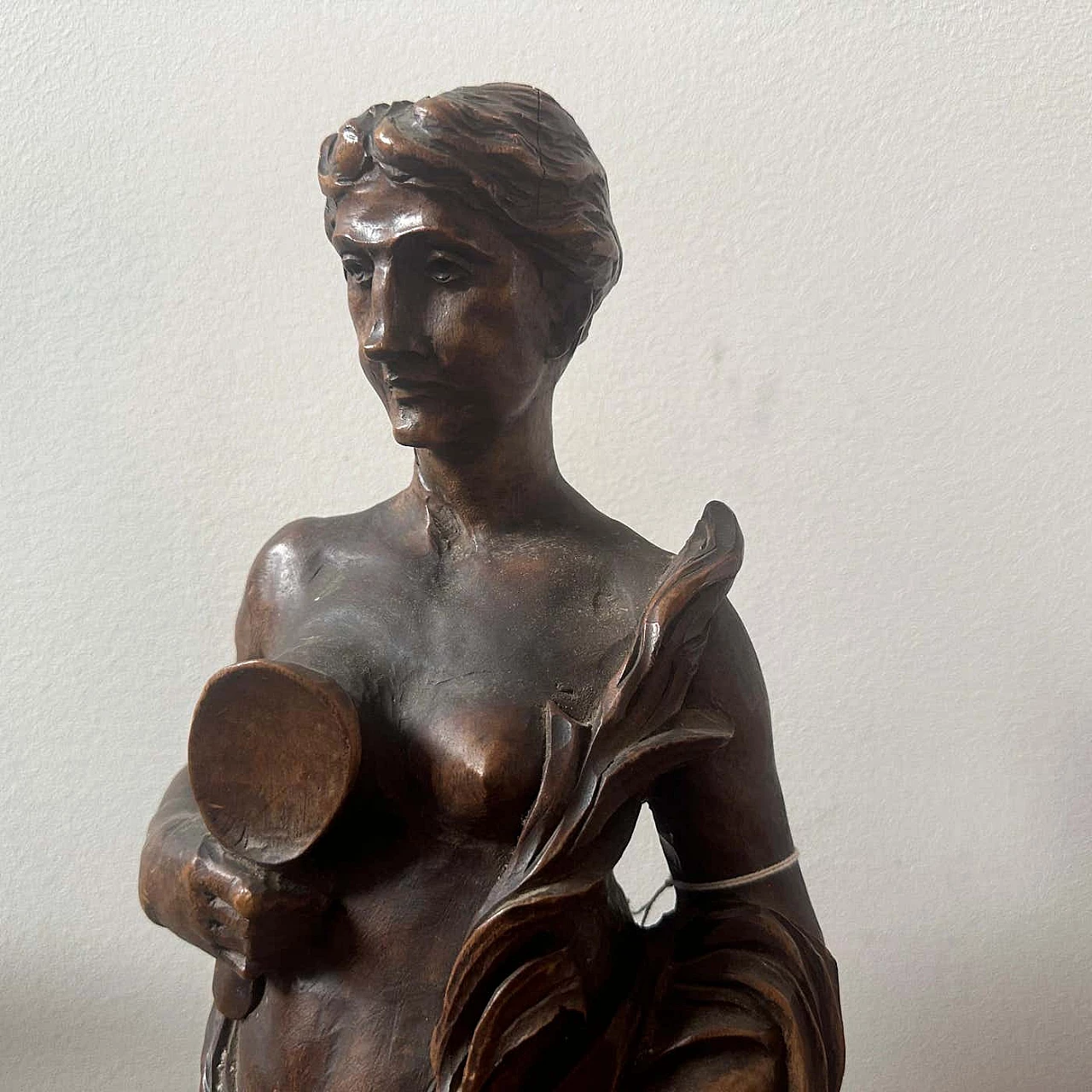 Neoclassical-style carved walnut sculpture, 1850s 13