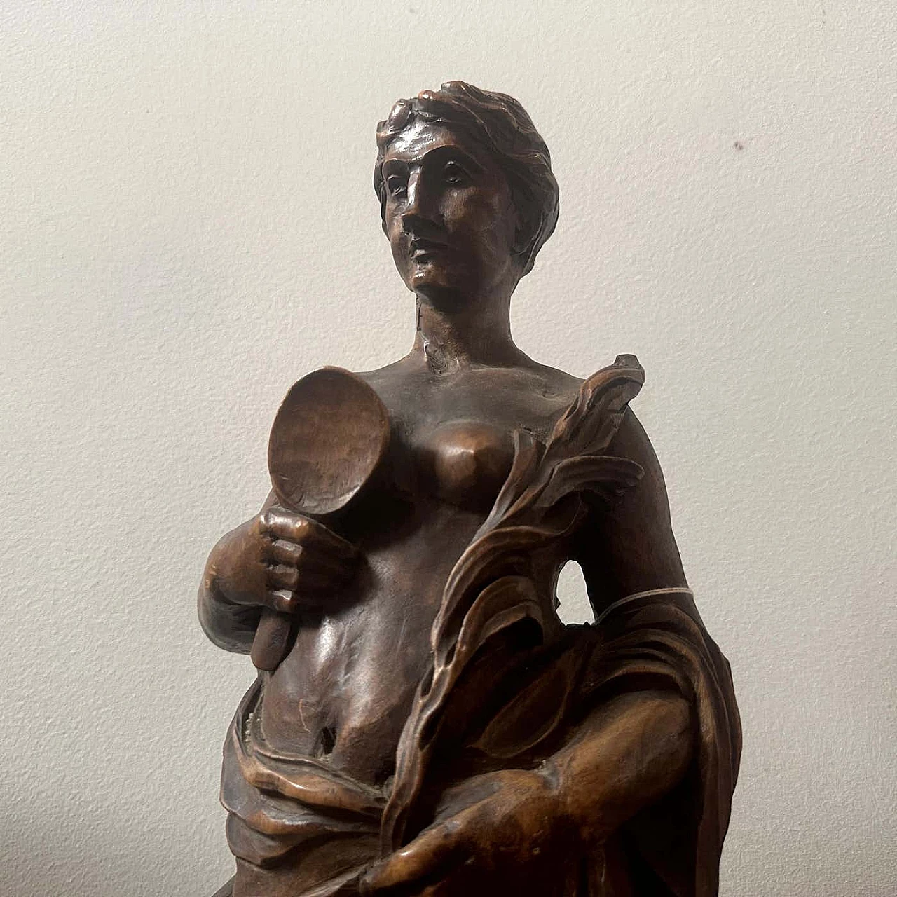 Neoclassical-style carved walnut sculpture, 1850s 15