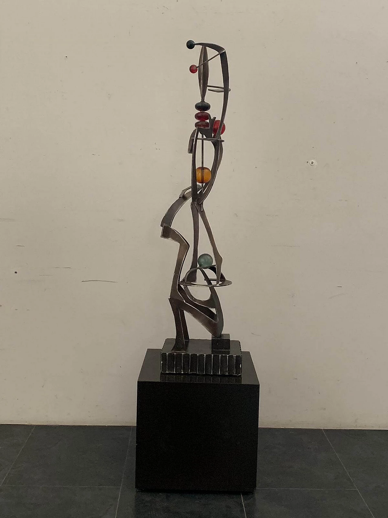 Futuristic juggler sculpture made of wrought iron and coloured resin, 1960s 1