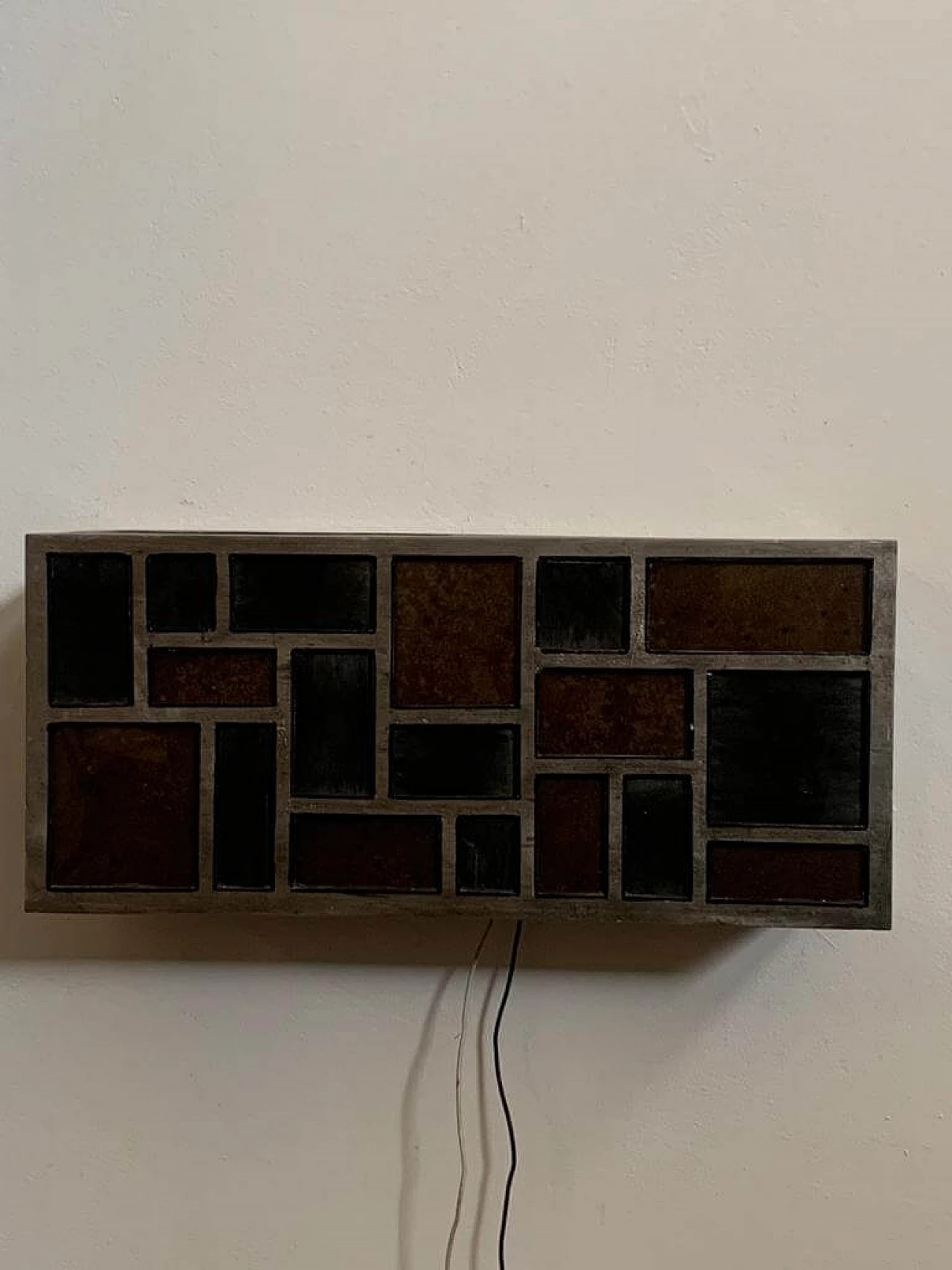 Metal and glass wall lamp, 1970s 7