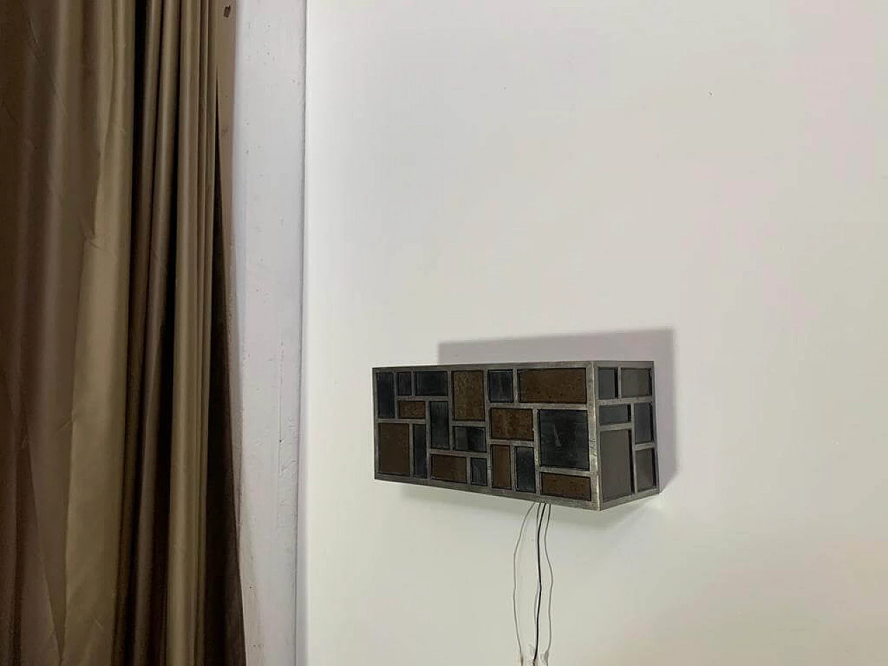 Metal and glass wall lamp, 1970s 11