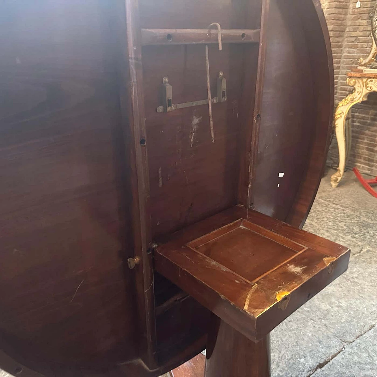 Empire veneered mahogany folding round table, 1840 14