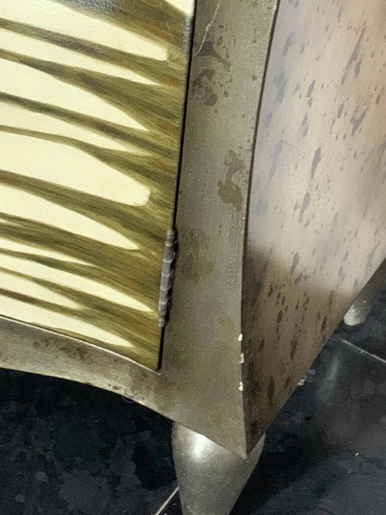 Lacquered sideboard by Lam Lee Group Dallas, 1990s 7