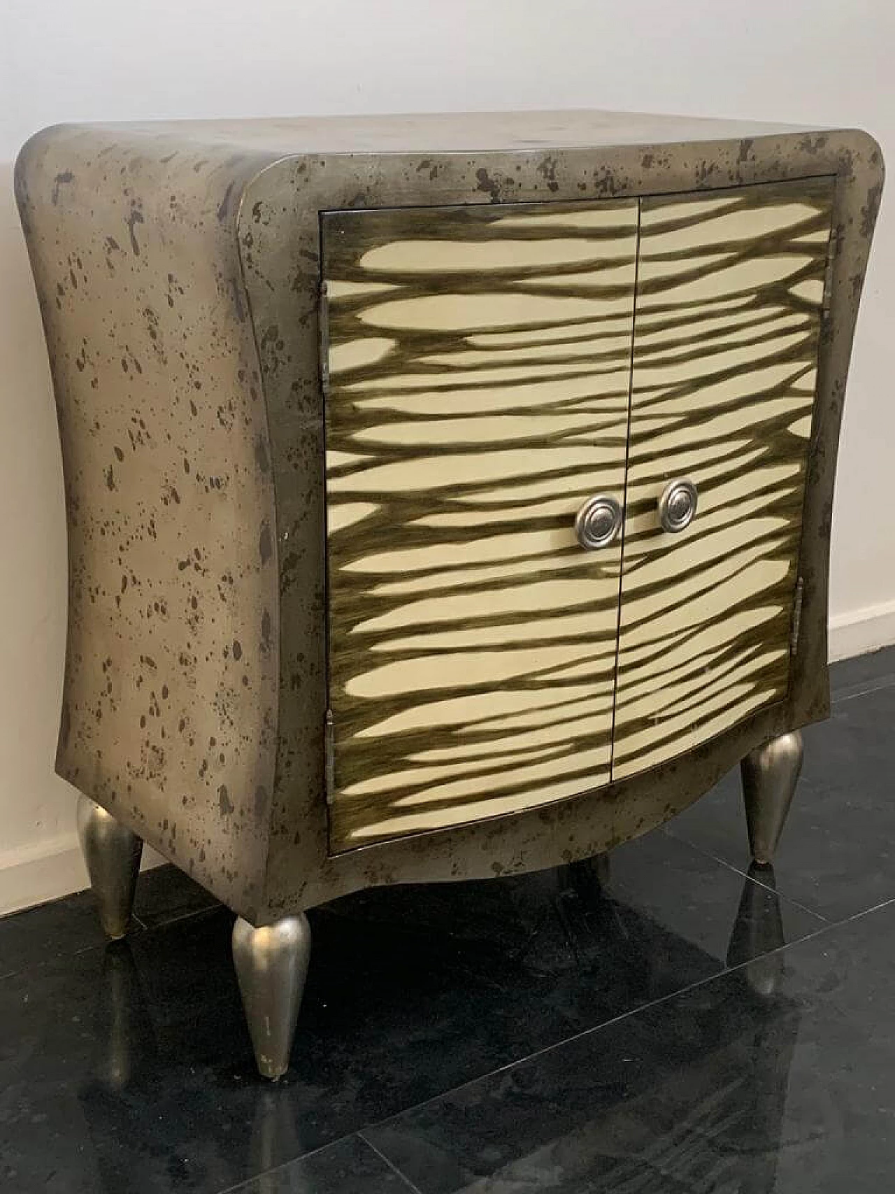 Lacquered sideboard by Lam Lee Group Dallas, 1990s 8
