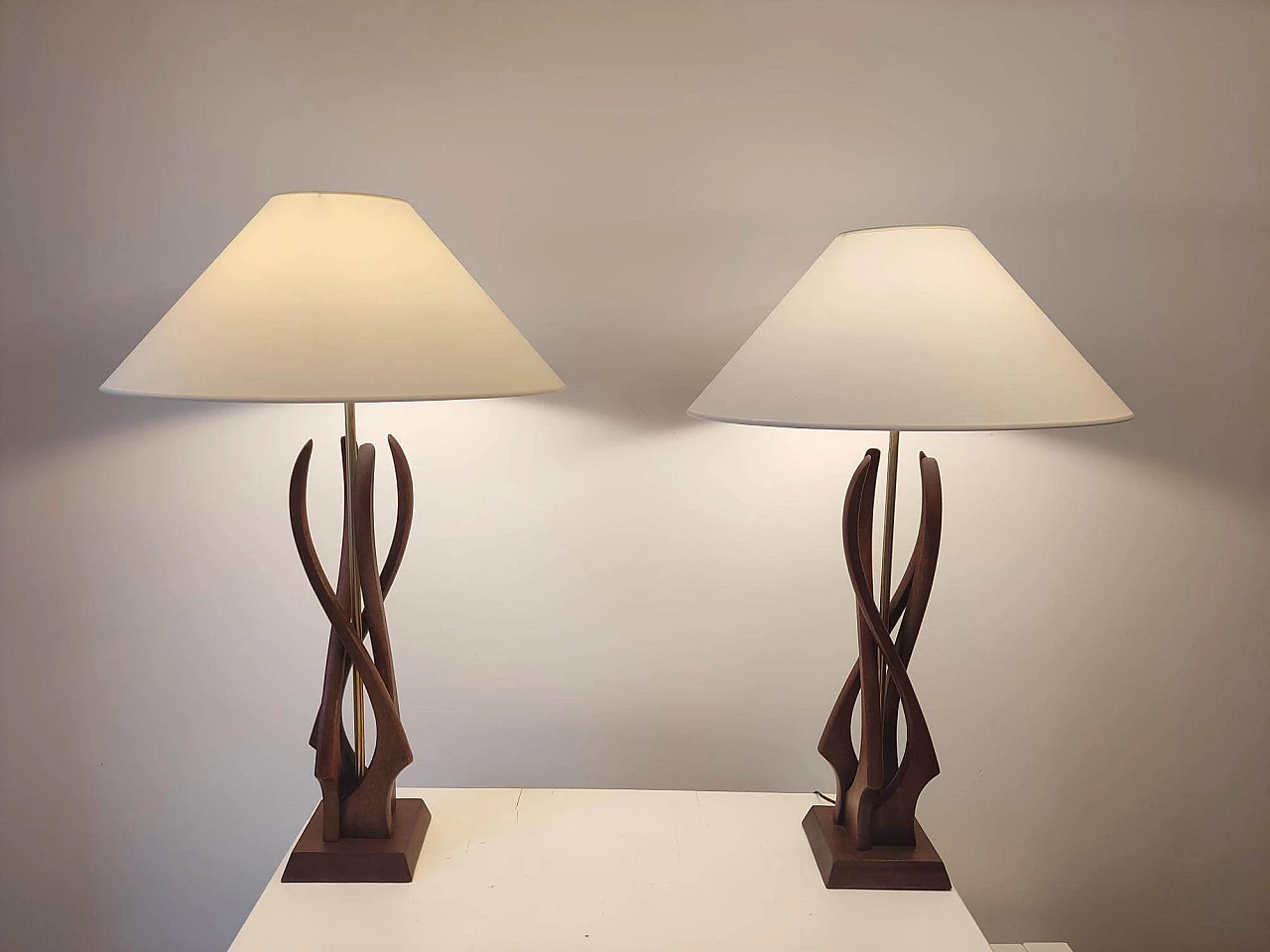 Pair of organic table lamps with walnut base, 1960s 15