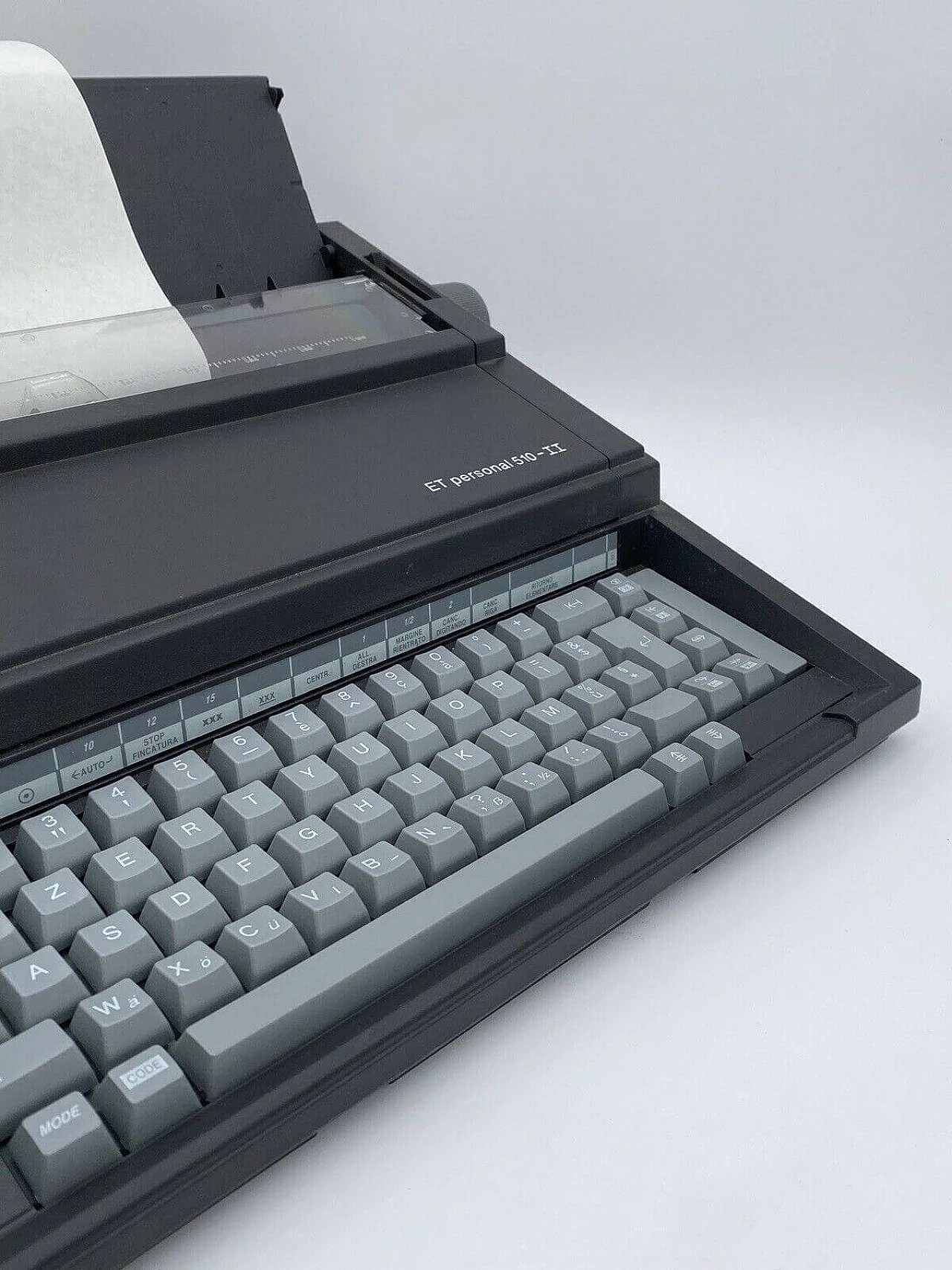 Macchina da scrivere ET Personal 510-II di Olivetti, anni '80 3
