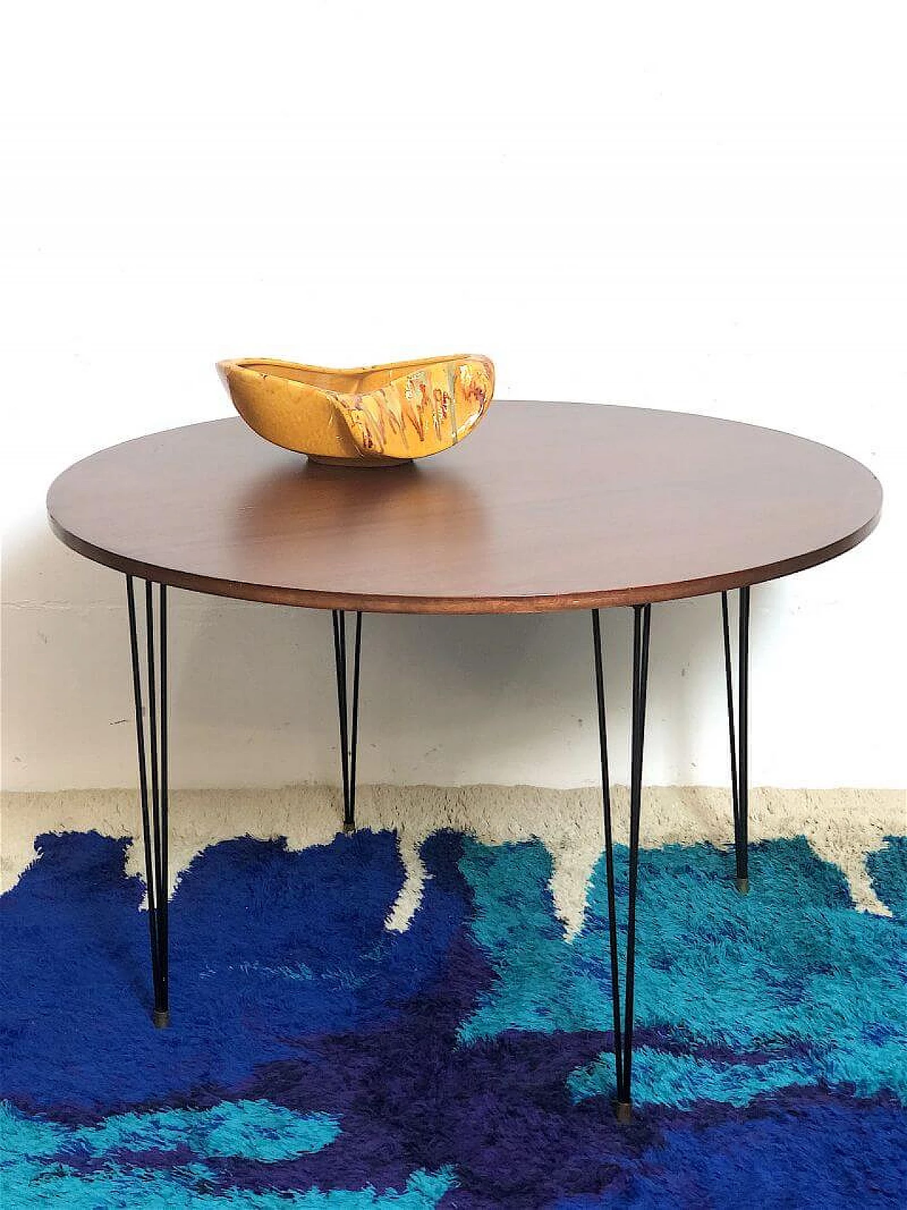 Tavolo Odorisio con piano in legno impiallacciato teak e struttura in metallo, anni '60 1