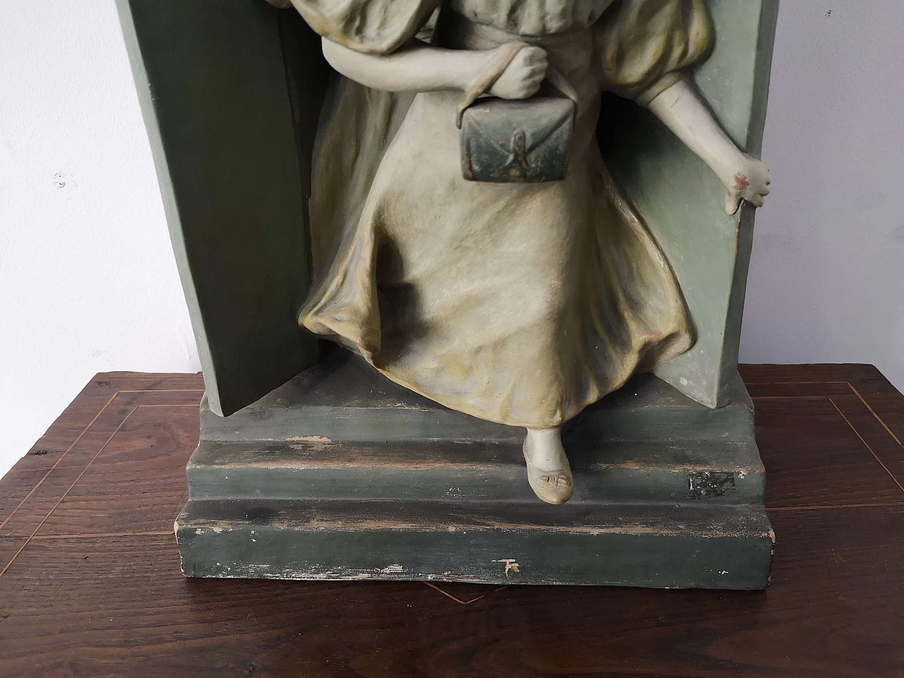 Scultura in terracotta con bambini e orologio, fine '800 4