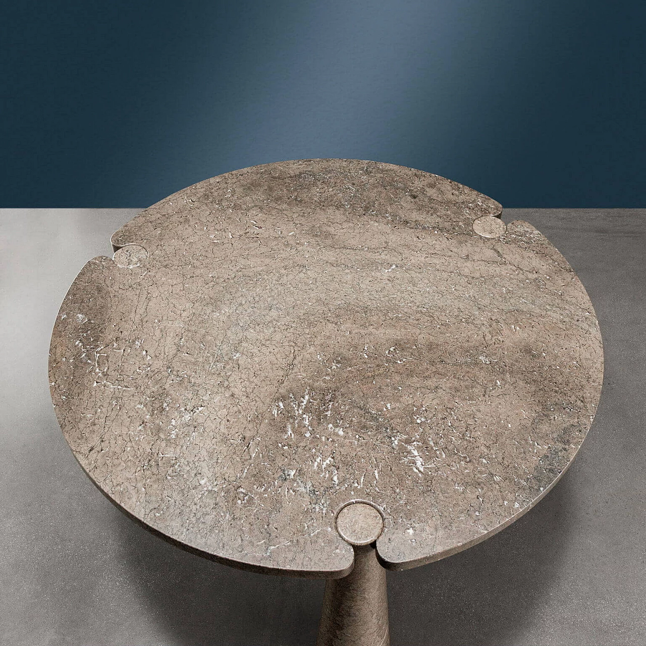 Eros table in grey Mondragone marble by Angelo Mangiarotti for Skipper, 1970s 2