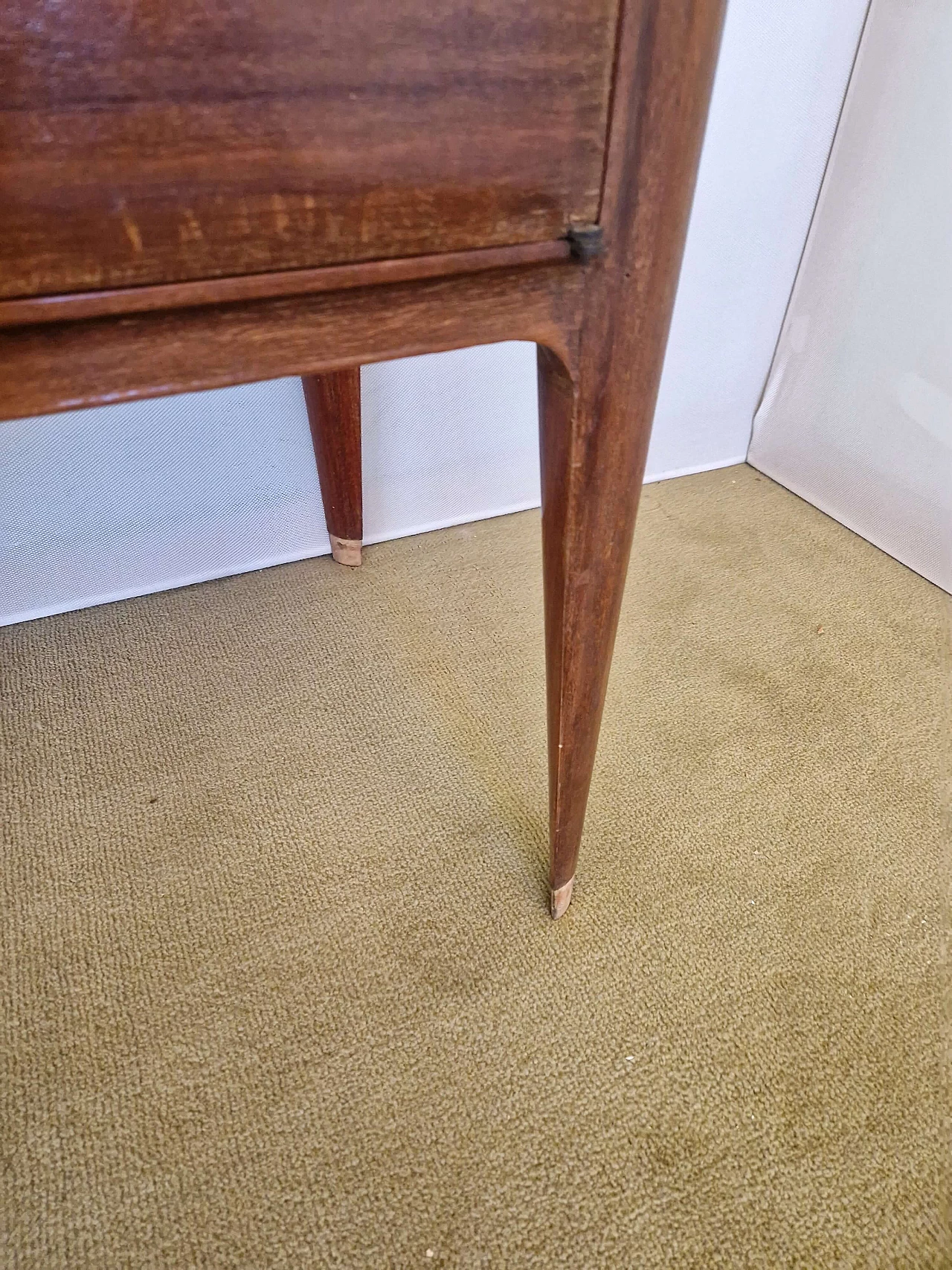 Credenza essenza di mogano a cinque ante attribuita a Gianni Moscatelli, anni '50 7