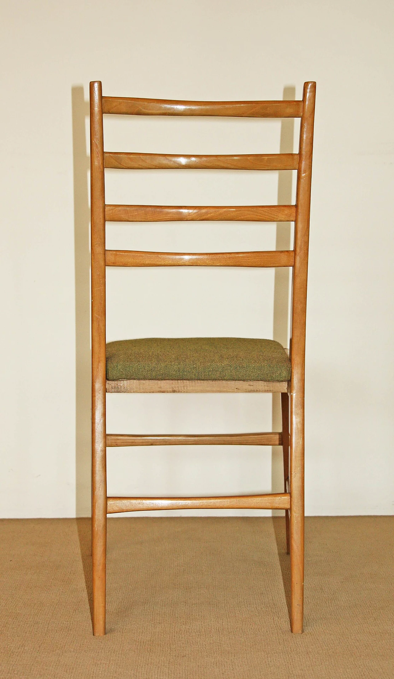 6 Sedie in legno massello chiaro nello stile di Gio Ponti, anni '50 4