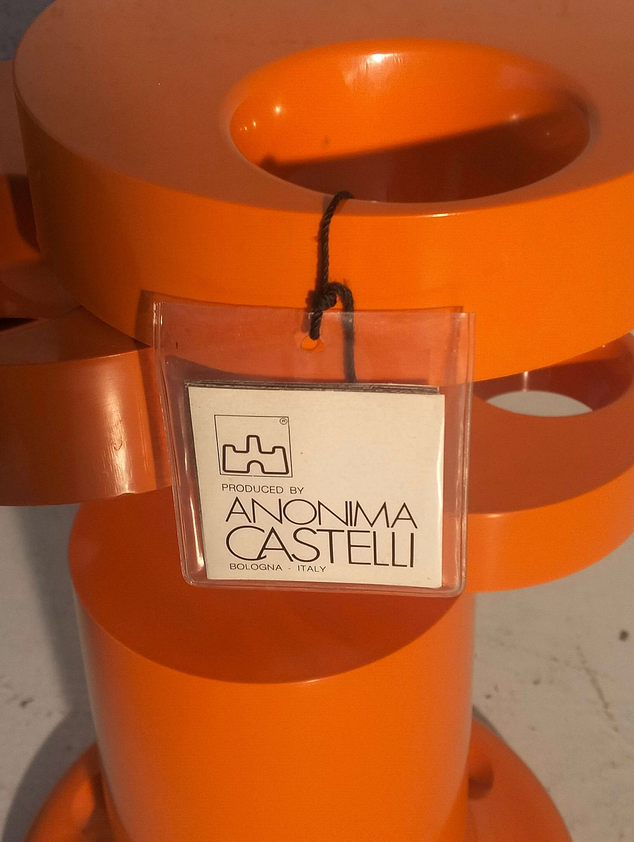 Portaombrelli Pluvium arancione di Giancarlo Piretti per Anonima Castelli, anni '70 8