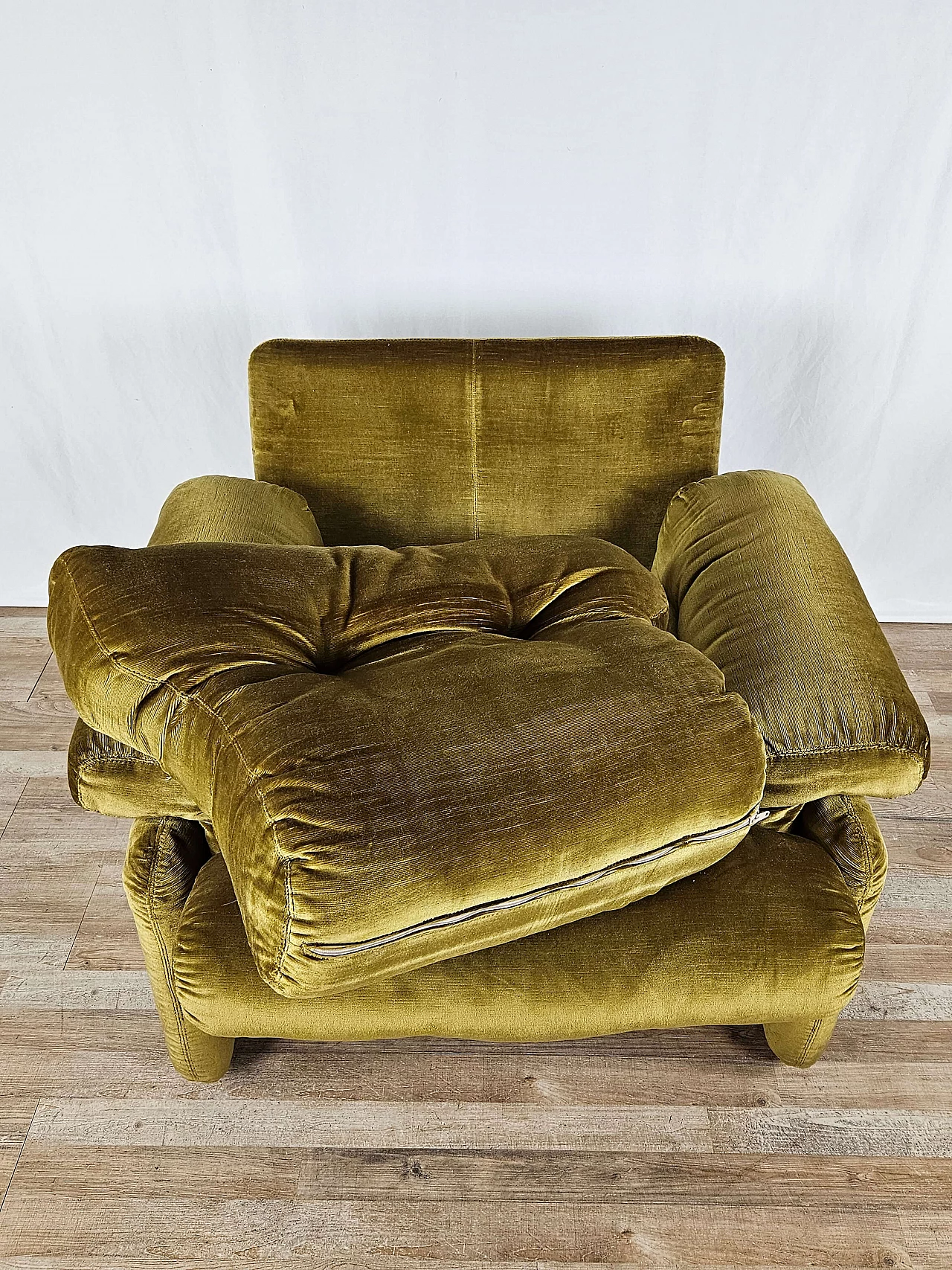 Coronado fabric armchair attributed to Tobia and Afra Scarpa for B&B Italia, 1960s 10