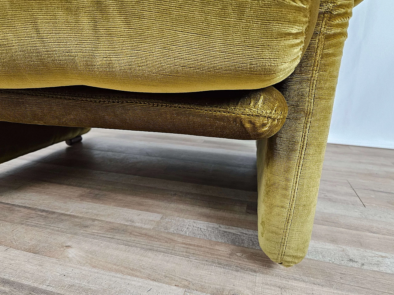 Coronado fabric armchair attributed to Tobia and Afra Scarpa for B&B Italia, 1960s 25