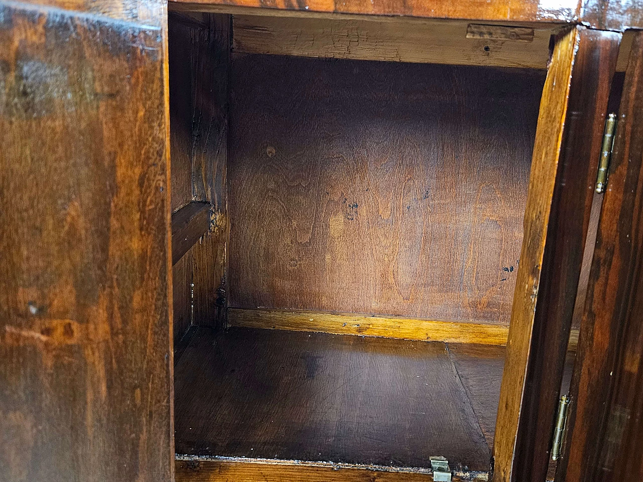 Art Deco mahogany-root and black glass sideboard, 1950s 26