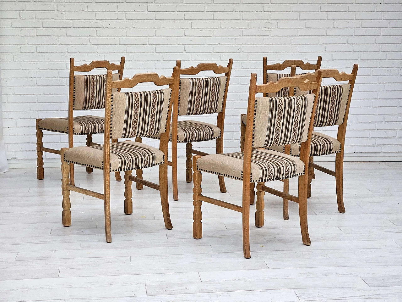 6 Danish chairs in beige and brown wool and oak, 1970s 4