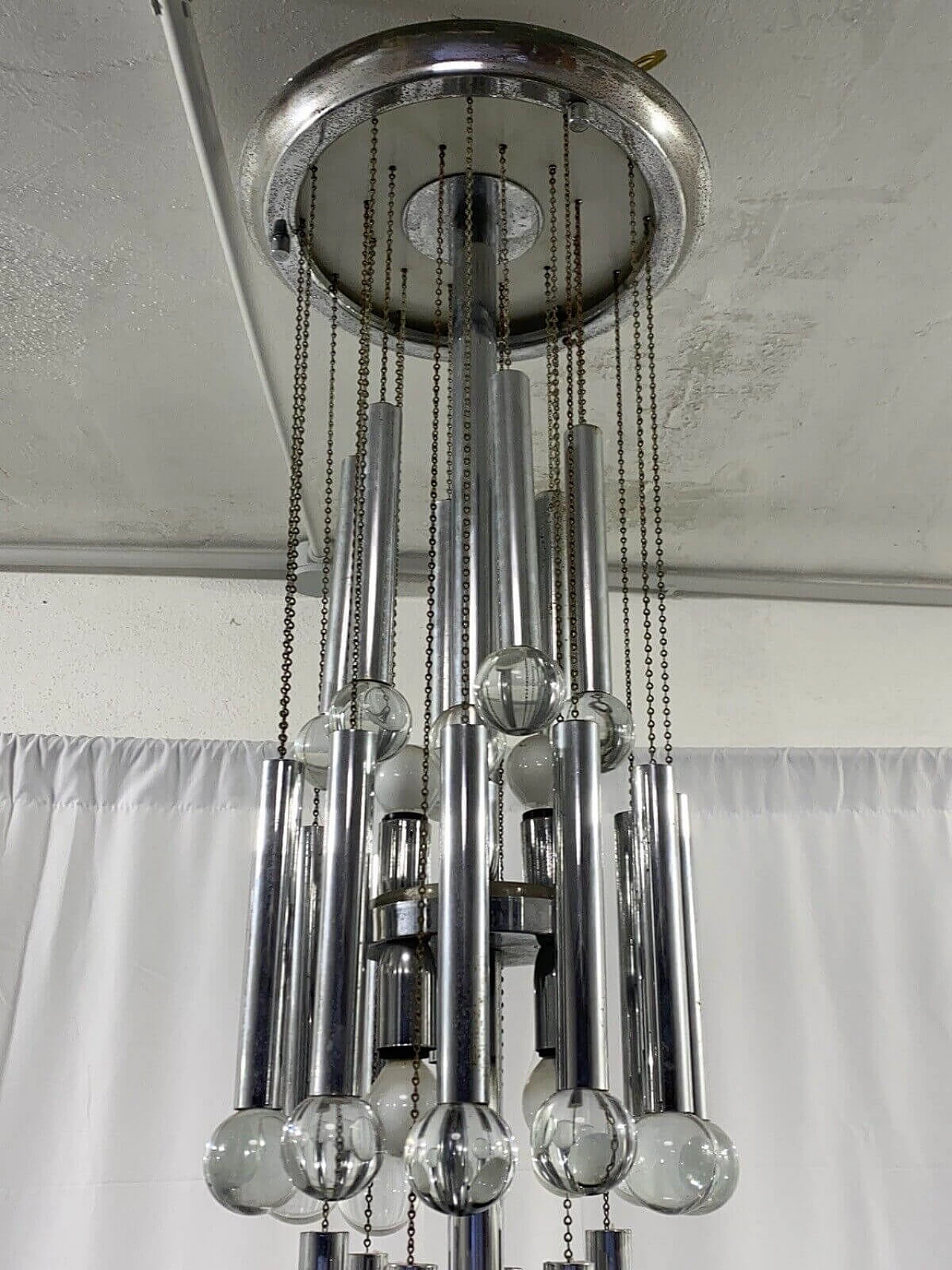 Seven-light metal chandelier by Gaetano Sciolari 3