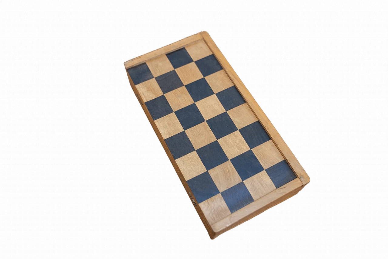 Beech travel checkers, 1970s 13