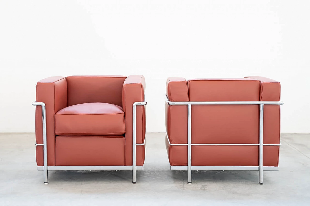 Pair of LC2 Carmin Club Chairs armchairs by Le Corbusier and Perriand for Cassina, 1980s 3