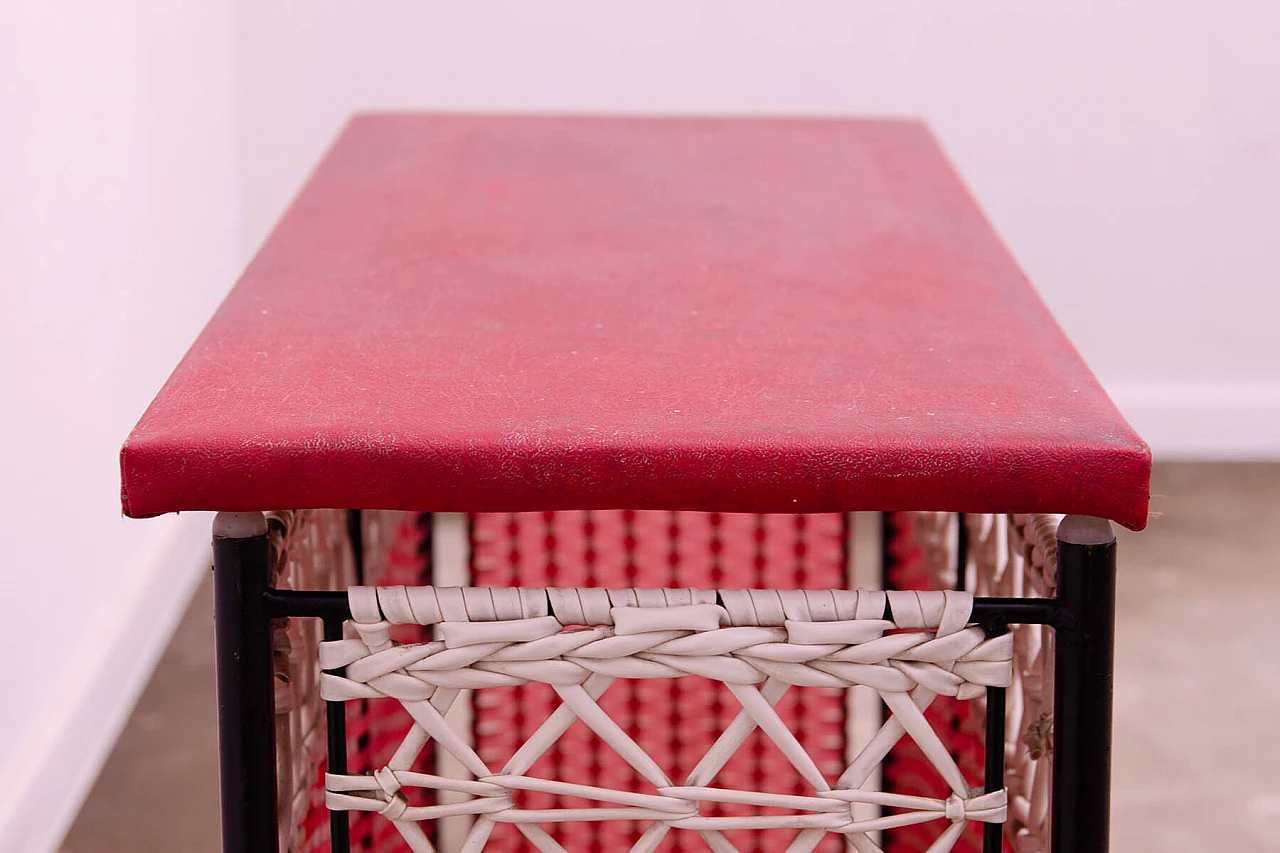 Cesto portabiancheria cecoslovacco in plastica e similpelle, anni '80 5