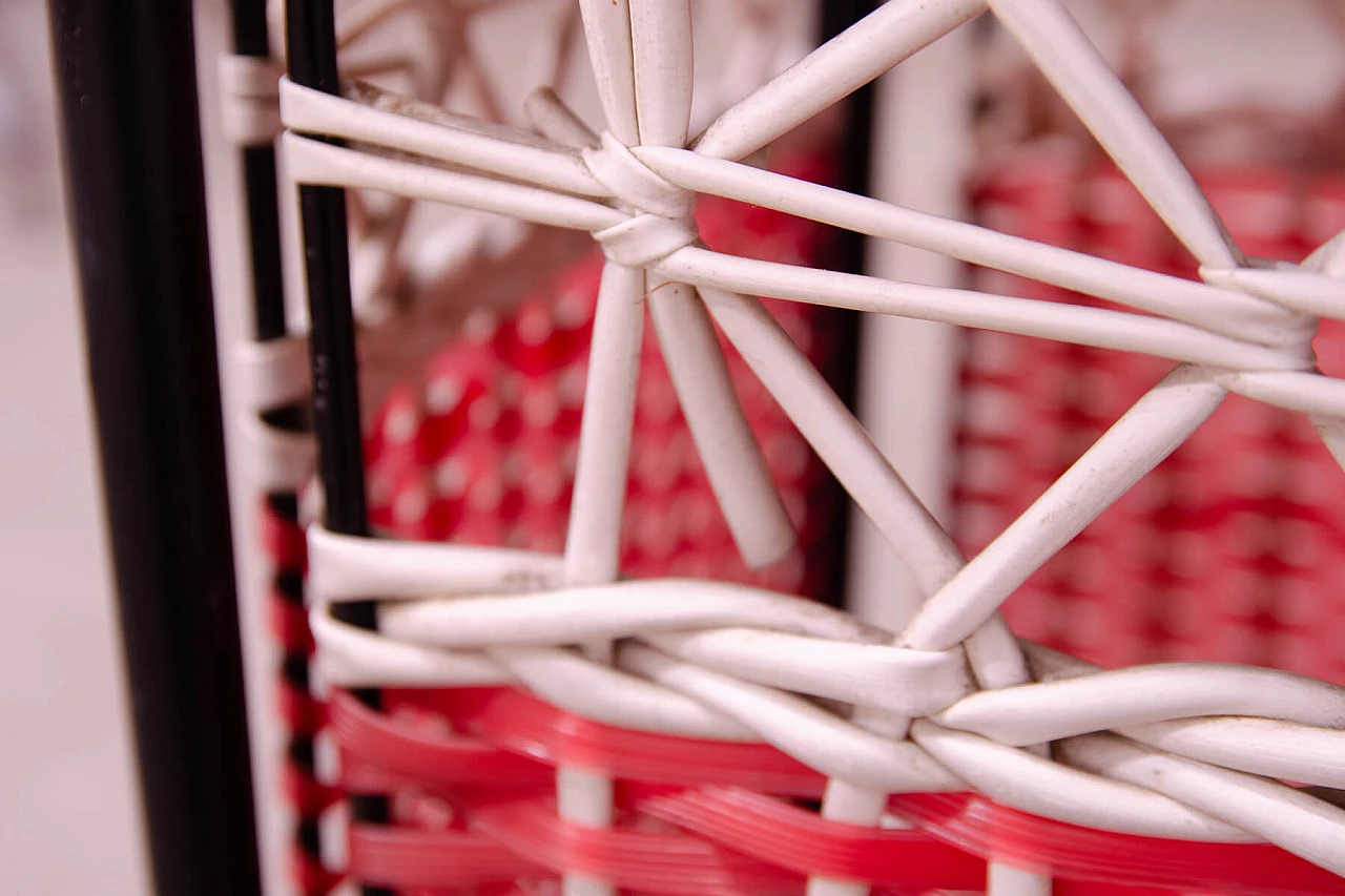 Cesto portabiancheria cecoslovacco in plastica e similpelle, anni '80 13