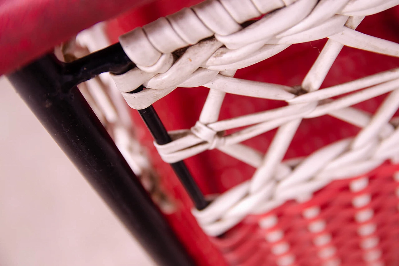 Cesto portabiancheria cecoslovacco in plastica e similpelle, anni '80 14