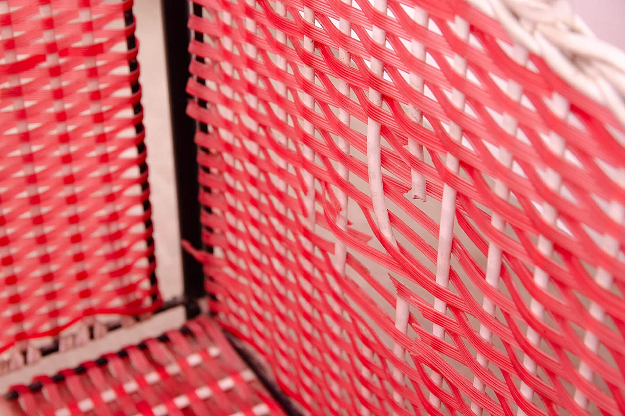 Cesto portabiancheria cecoslovacco in plastica e similpelle, anni '80 15