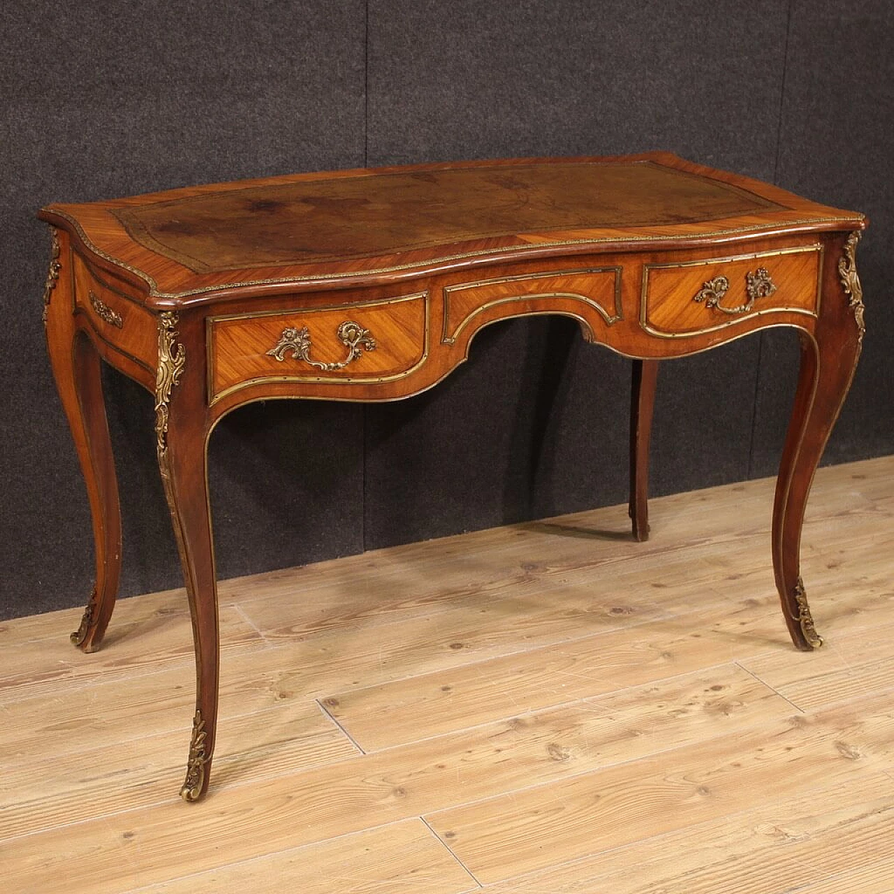 Scrittoio stile Napoleone III in legno, metallo e pelle, anni '50 1