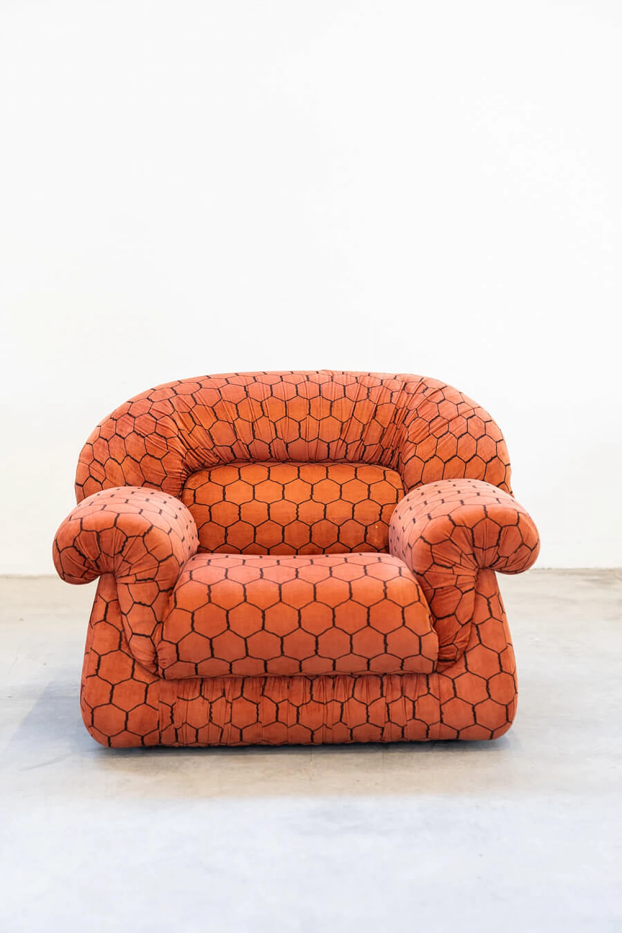 Orange and black fabric sofa and pair of armchairs, 1970s 1
