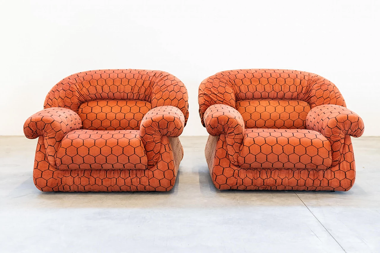 Divano e coppia di poltrone in tessuto arancione e nero, anni '70 6