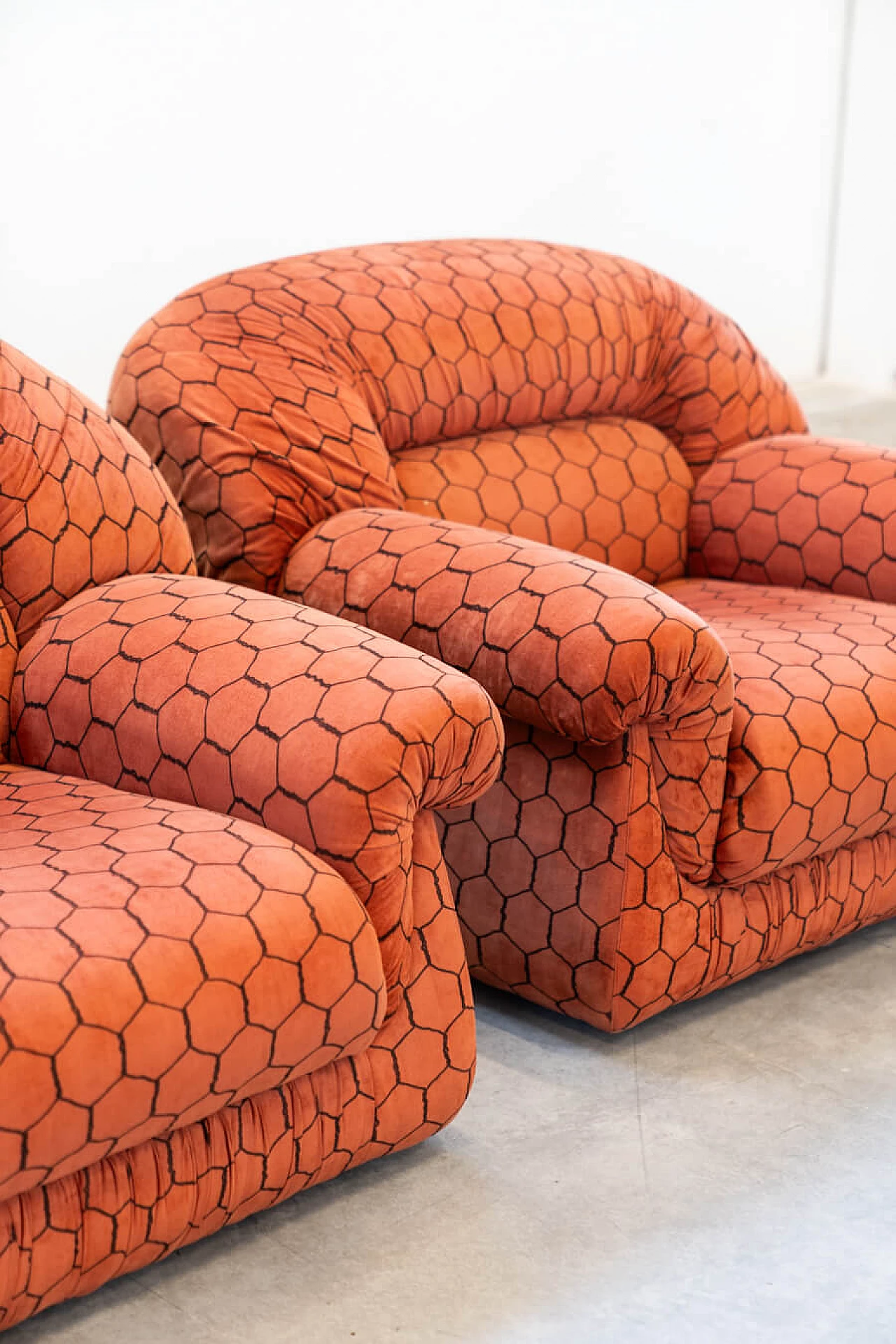 Orange and black fabric sofa and pair of armchairs, 1970s 8