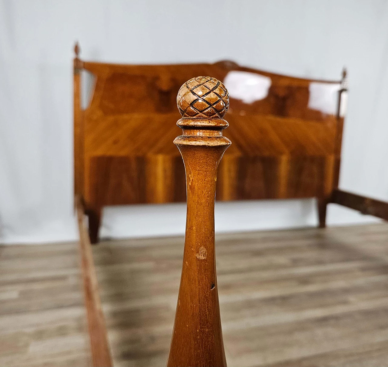 Inlaid wood double bed with brass details, 1960s 23