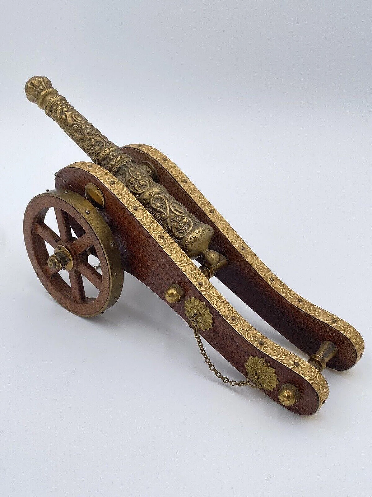 Model cannon in wood and brass, 1960s 4