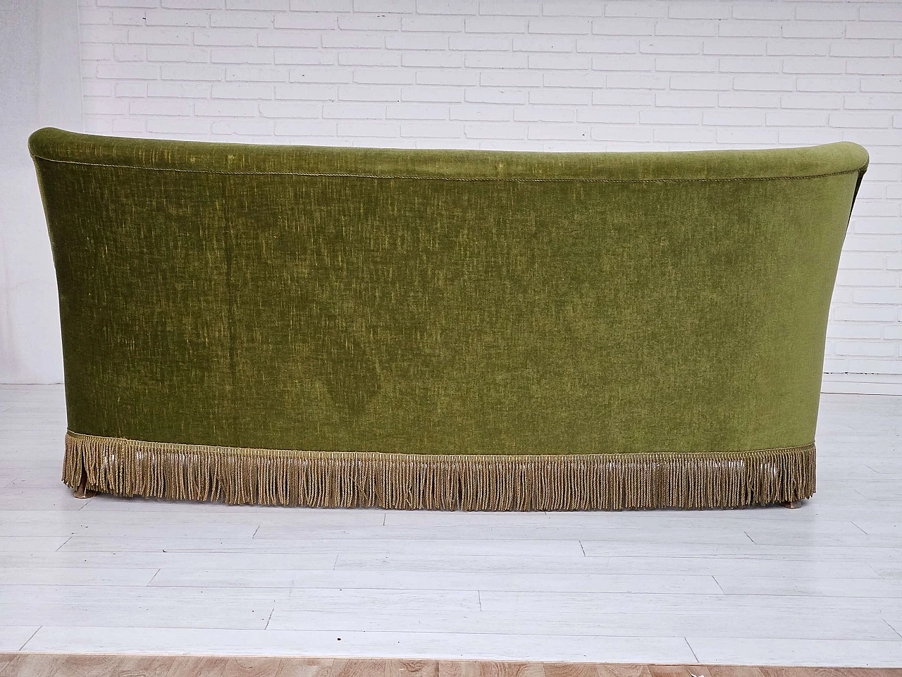 Danish Banana three-seater green velvet sofa with beech legs, 1970s 13