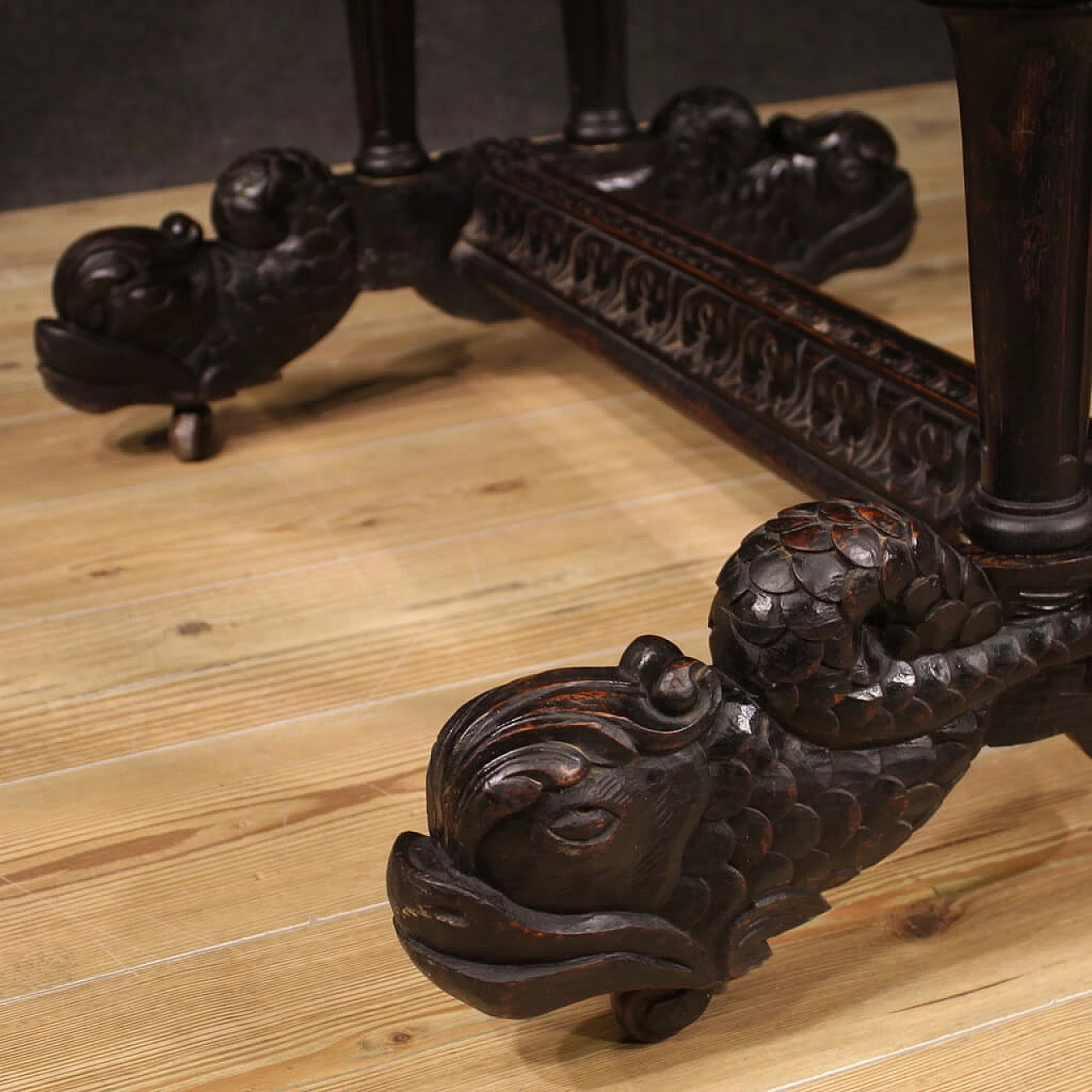 Renaissance-style wooden desk, early 20th century 5