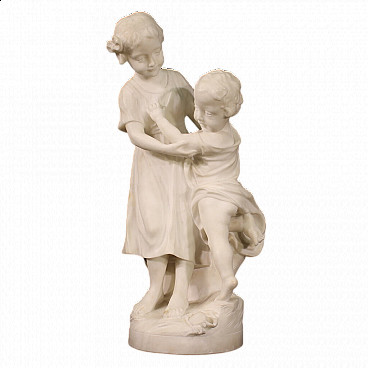 Bambini con granchio, scultura in marmo firmata, fine '800