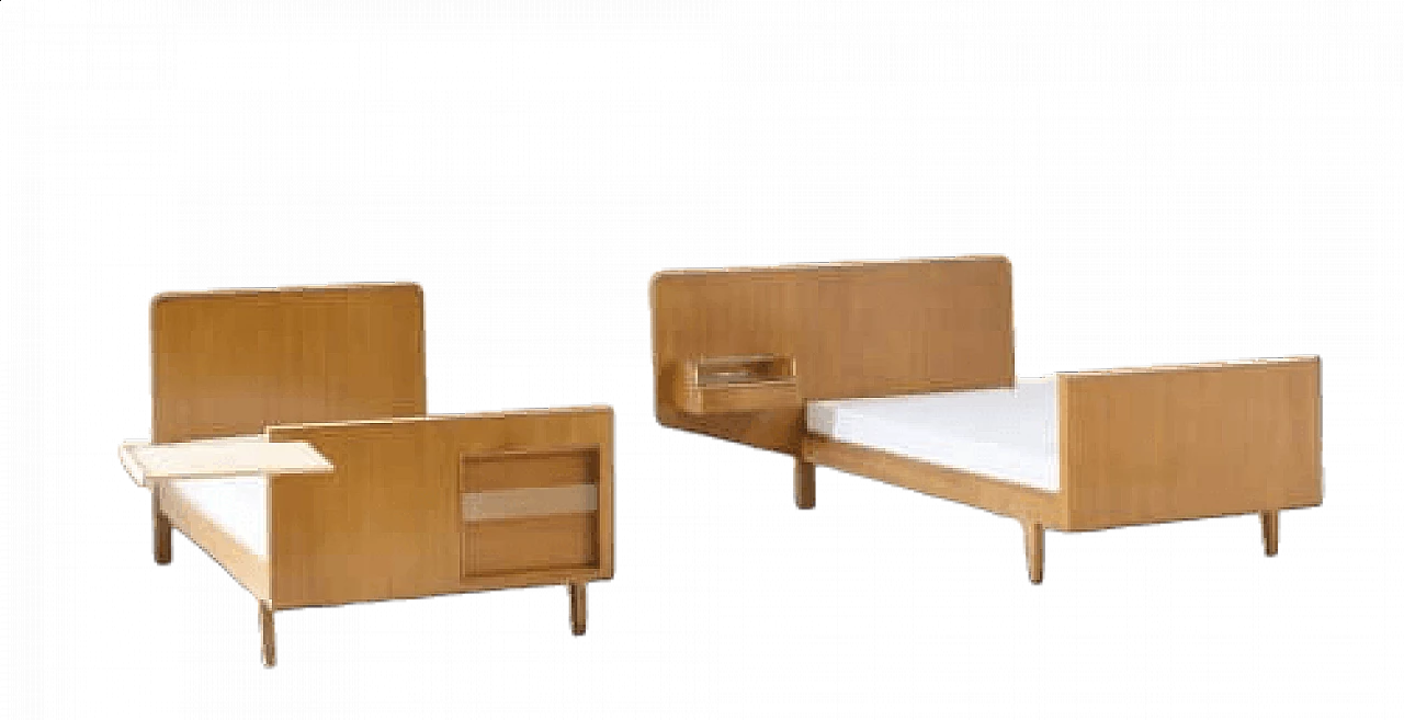 Pair of single beds by Gio Ponti, 1950s 6